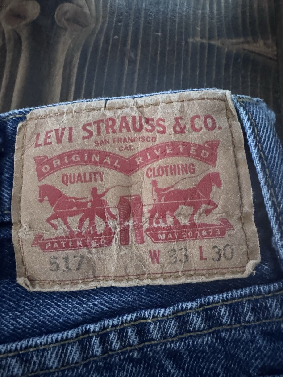 Levi Strauss & Co. 517 Quality Denim Jeans with Rivet Detailing 33×30