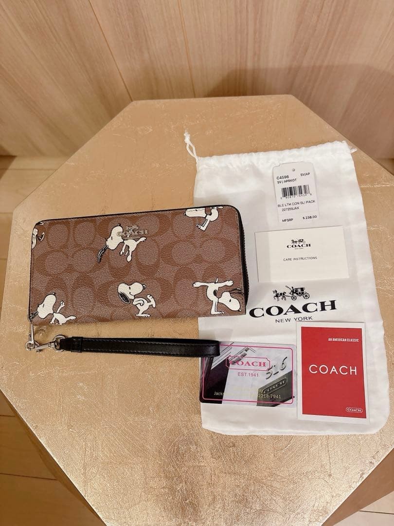 COACH Long Wallet Peanuts Collaboration Snoopy with Strap