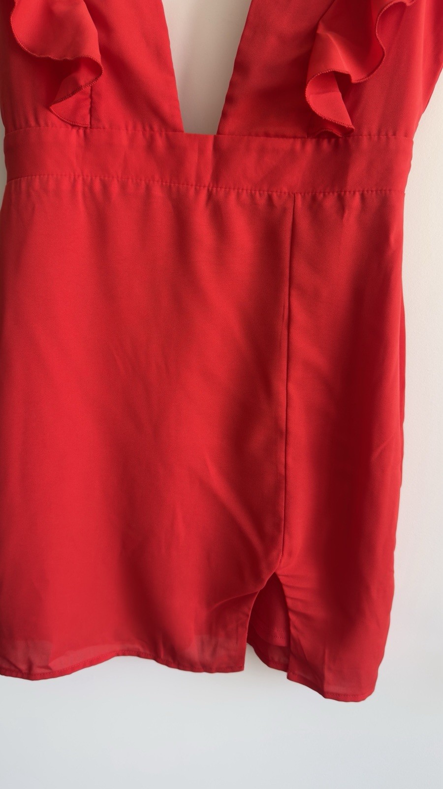 Superdown Harlow Mini Dress Red Ruffle Plunge V Neck Lined Size M NWT