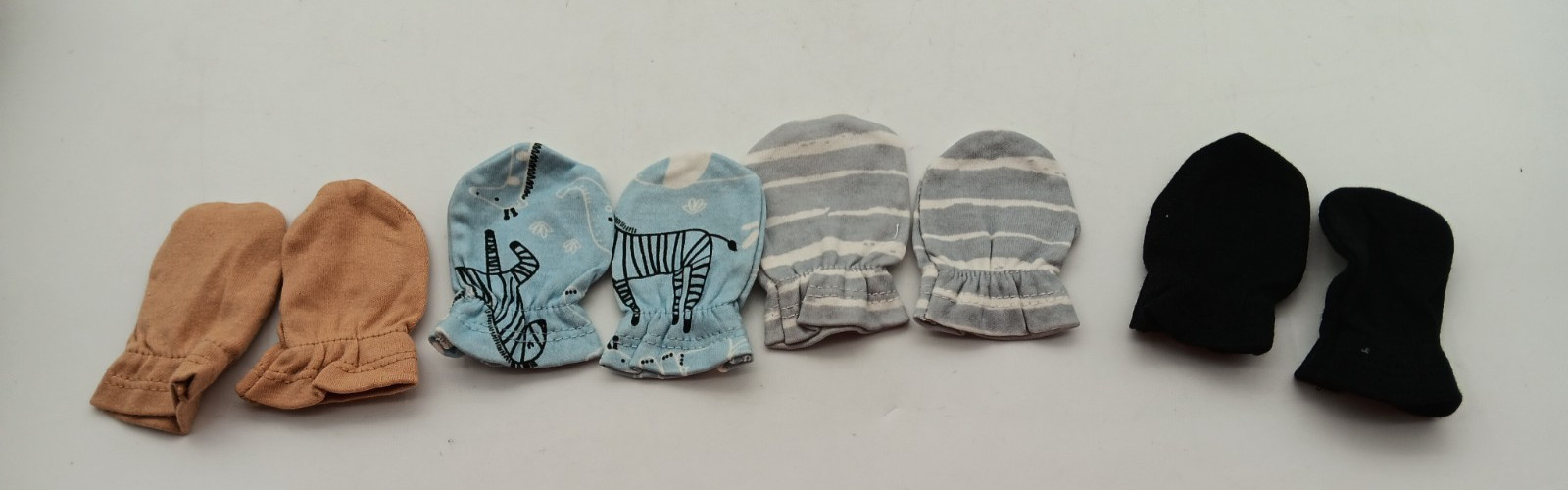 THE PEANUTSHELL | 0-3m | BABY LAYETTE GIFT SET | 30 PIECES | Neutral