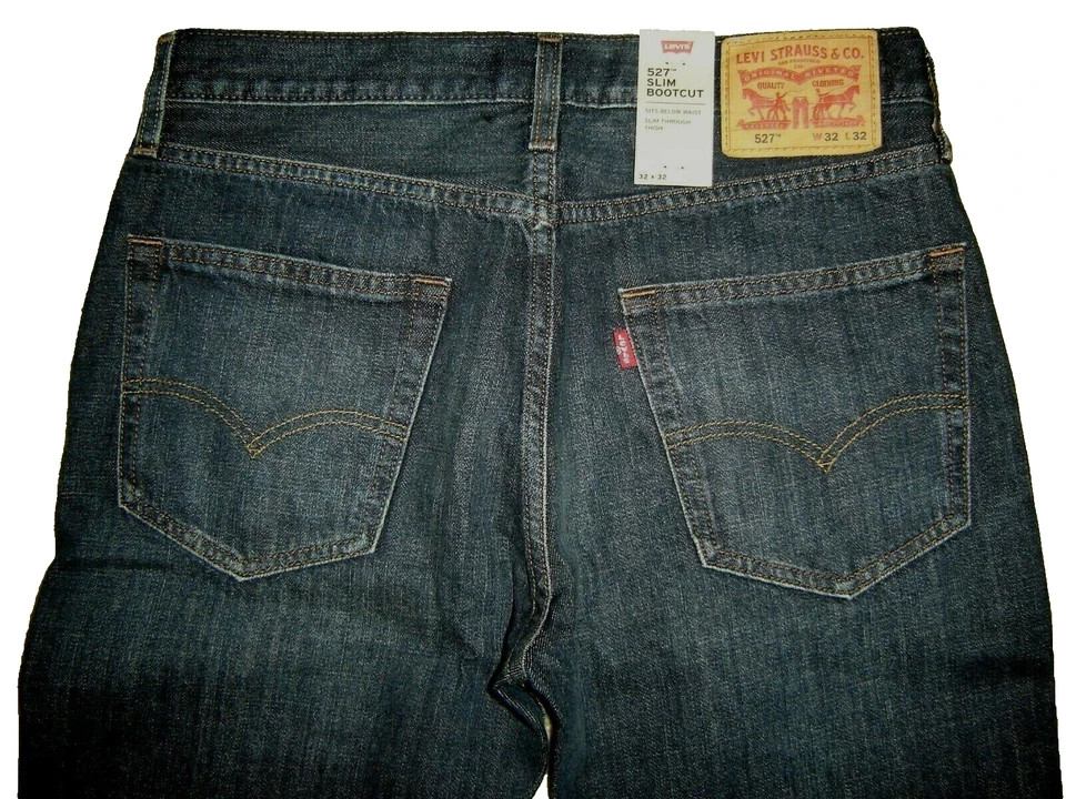 NWT Levi’s 527 jeans 32 x 32 Slim Boot Cut Retail $80 Style # 05527-4257