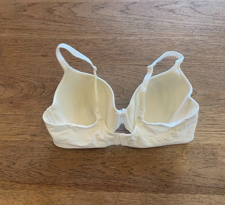 Victoria’s Secret White Logo 36B Body By Victoria Lined Full Coverage Bra VS