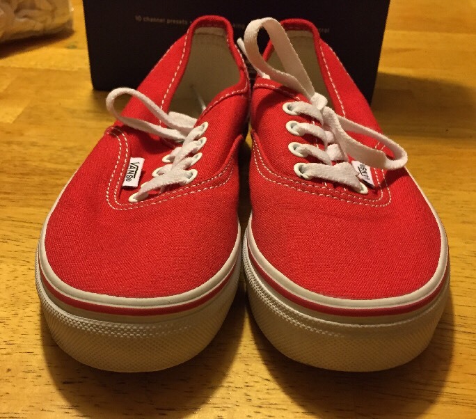 NEW VANS AUTHENTIC RED & WHITE SHOES KIDS US 1.5 UK 1 EUR 32.0 CM 19.5