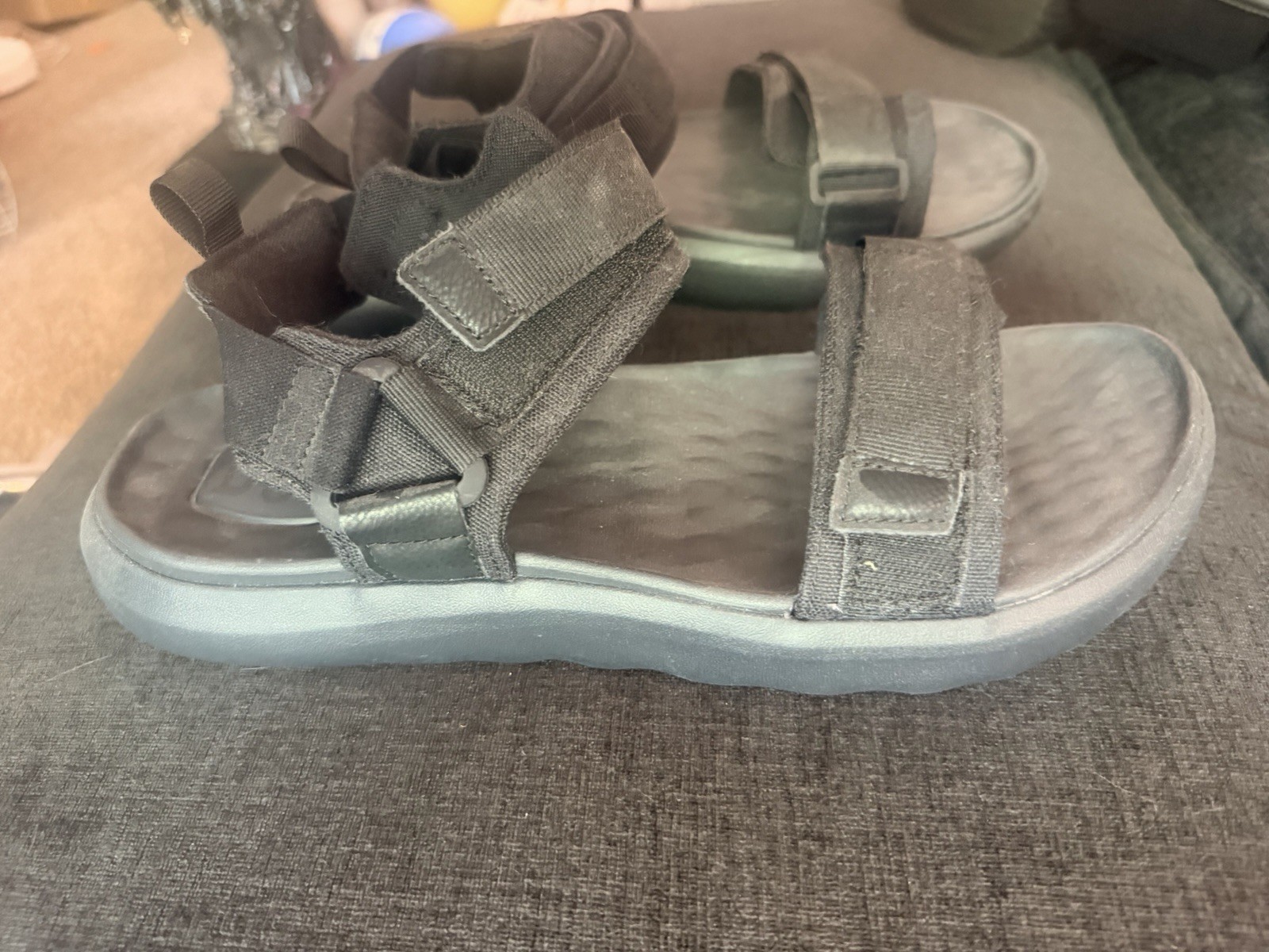 Hey Dude Men’s Carson Sandals Sport Mode Black Black New 40727-060 Size 10