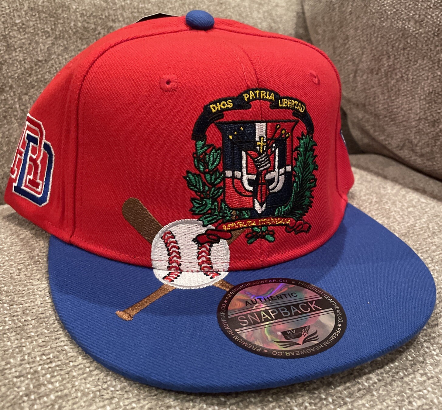 Dominican Republic Red Baseball Hat cap Gorra limited new DR Shield And Flag