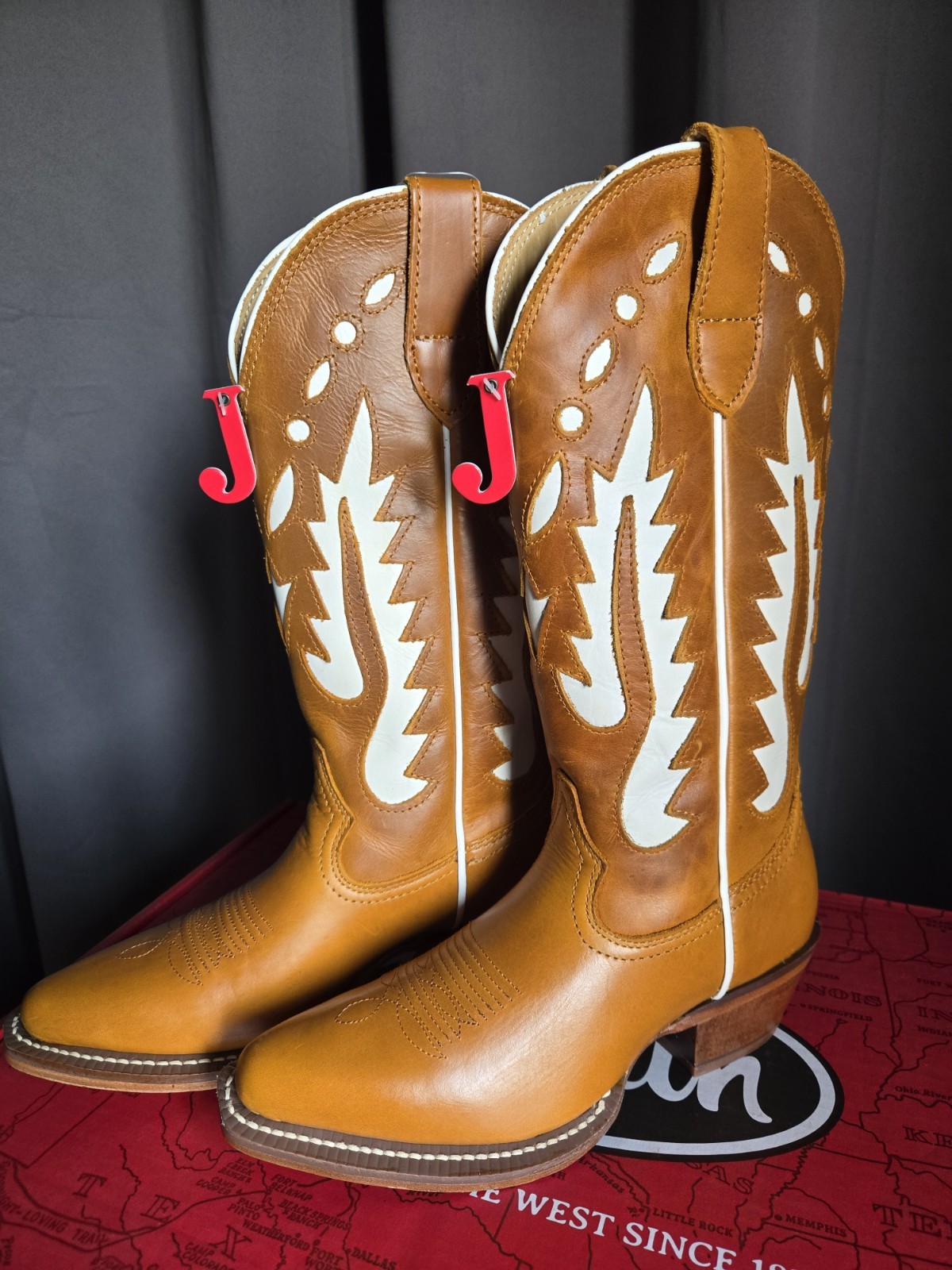 Justin Faye Cognac Cowhide Leather Western Boots Snip Toe Women’s 6.5 B NIB