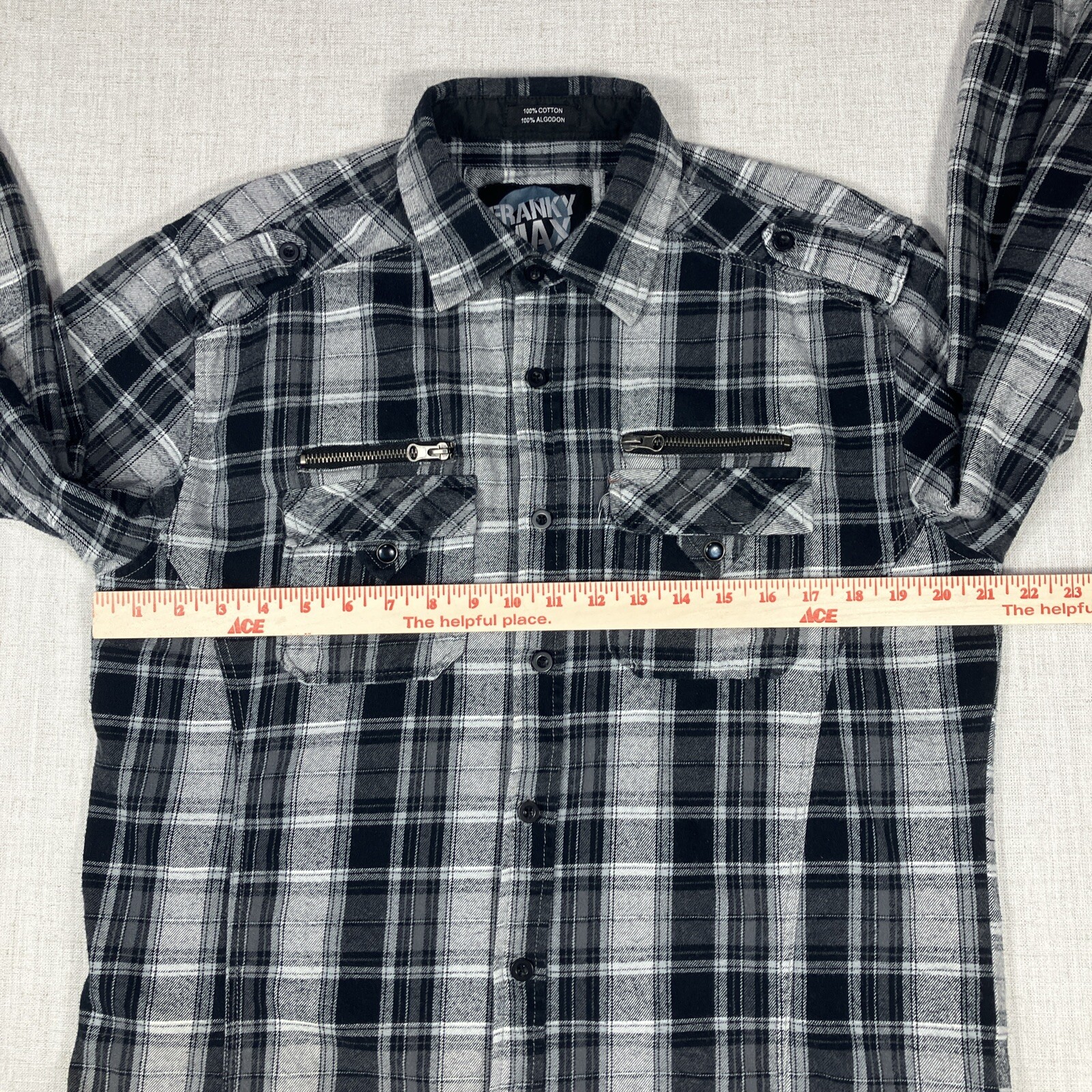 Franky Max Women’s Flannel Size Large Button Pearl Snap Zip Pockets