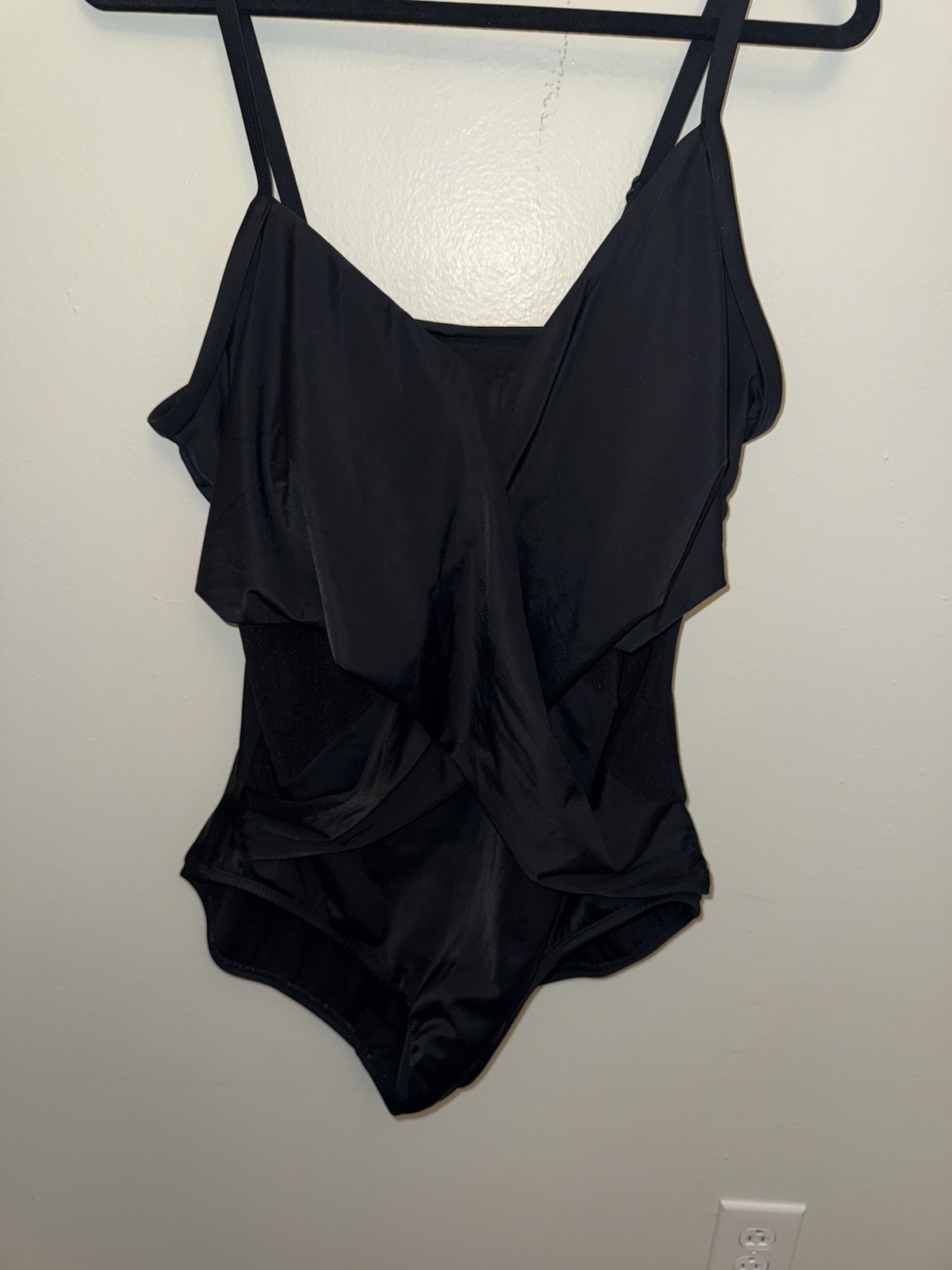 Miracle Brands Swimsuit 2X One Piece Black Slimming Tummy Control Mesh Wrap 20W