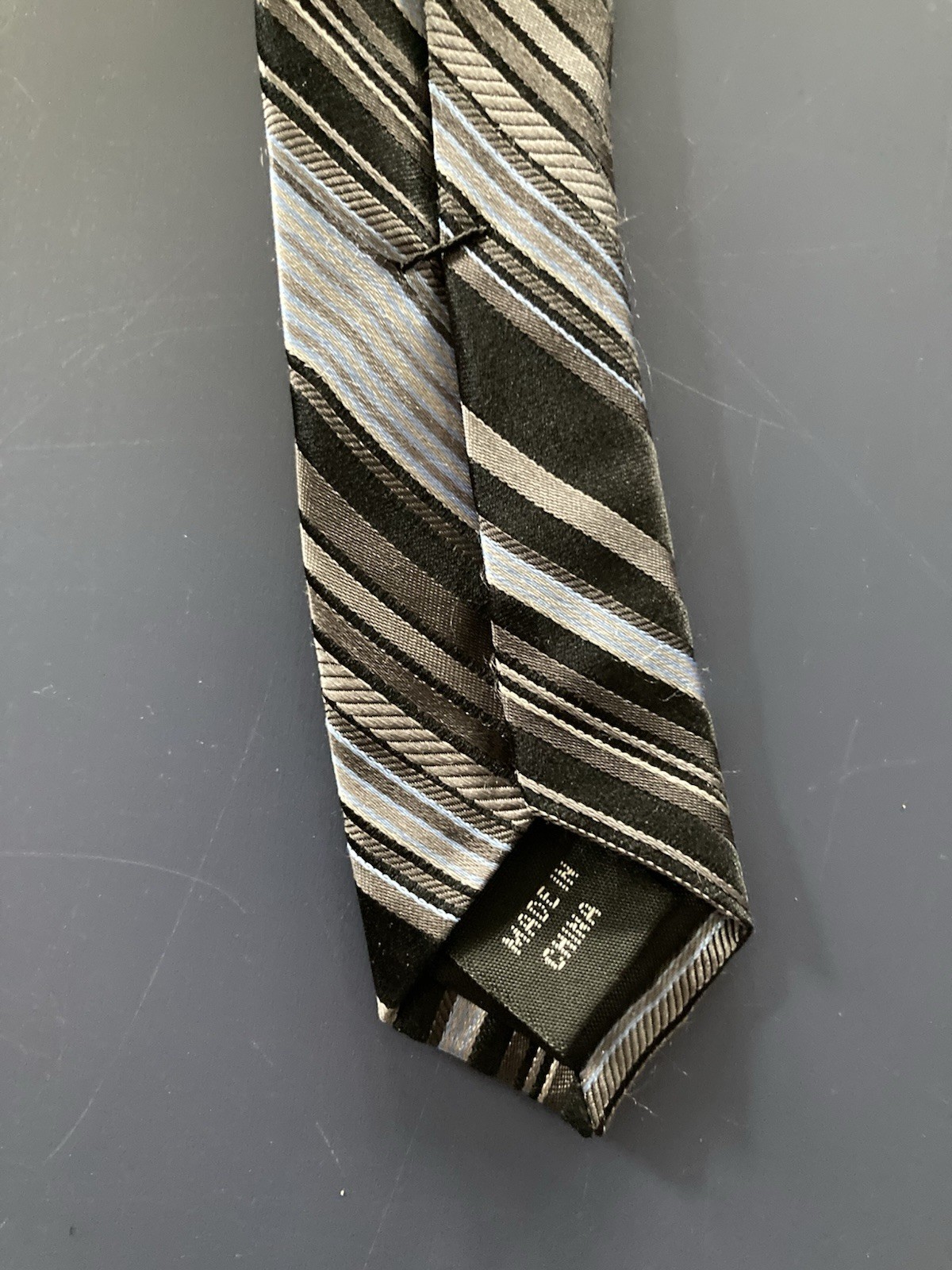 DKNY Silk Tie Dark Blue Light Blue Gray Stripes Necktie USA 58 x 3.25 Inches