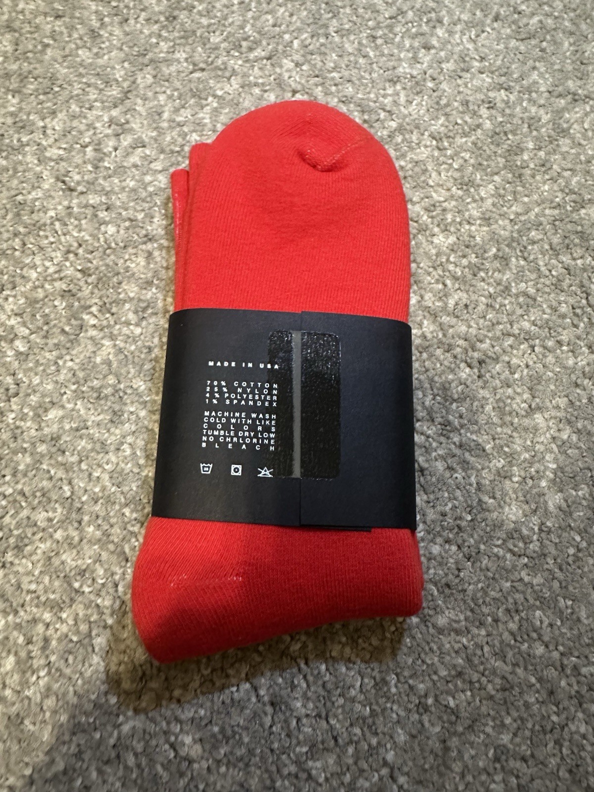 100 Thieves NWT Foundations Crew Socks One Size Red Cotton Blend Stretch