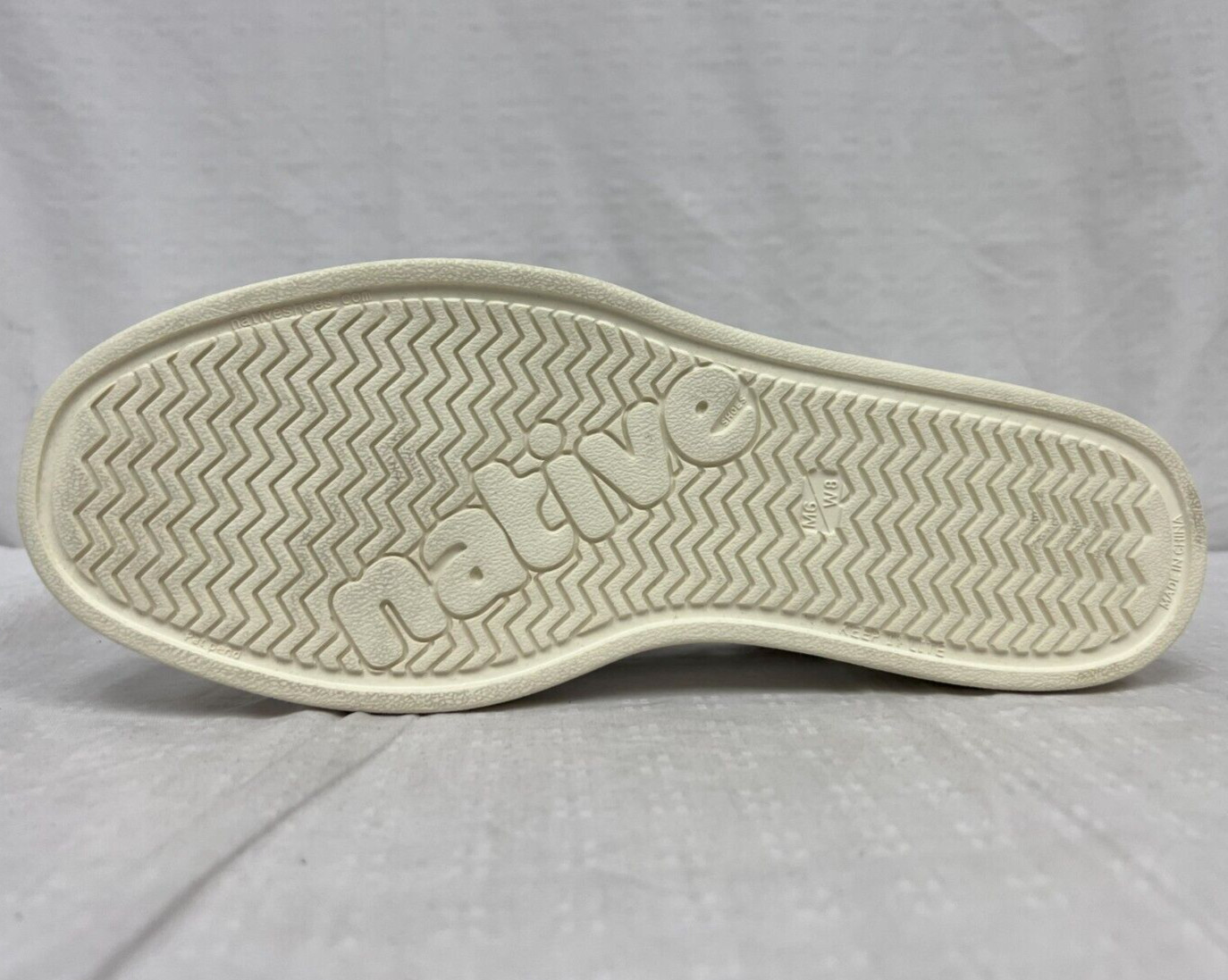 Native Adults Howard Slip On Sneaker/Water Shoe Shell White M6/W8 New *DISPLAY*