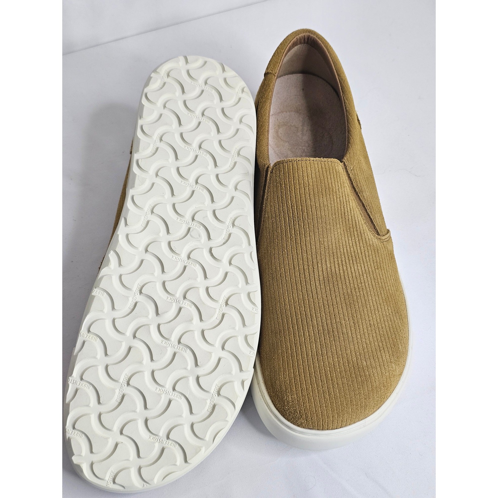 NWT Birkenstock Oswego Tan Ribbed Suede Slip-Ons 46/M13