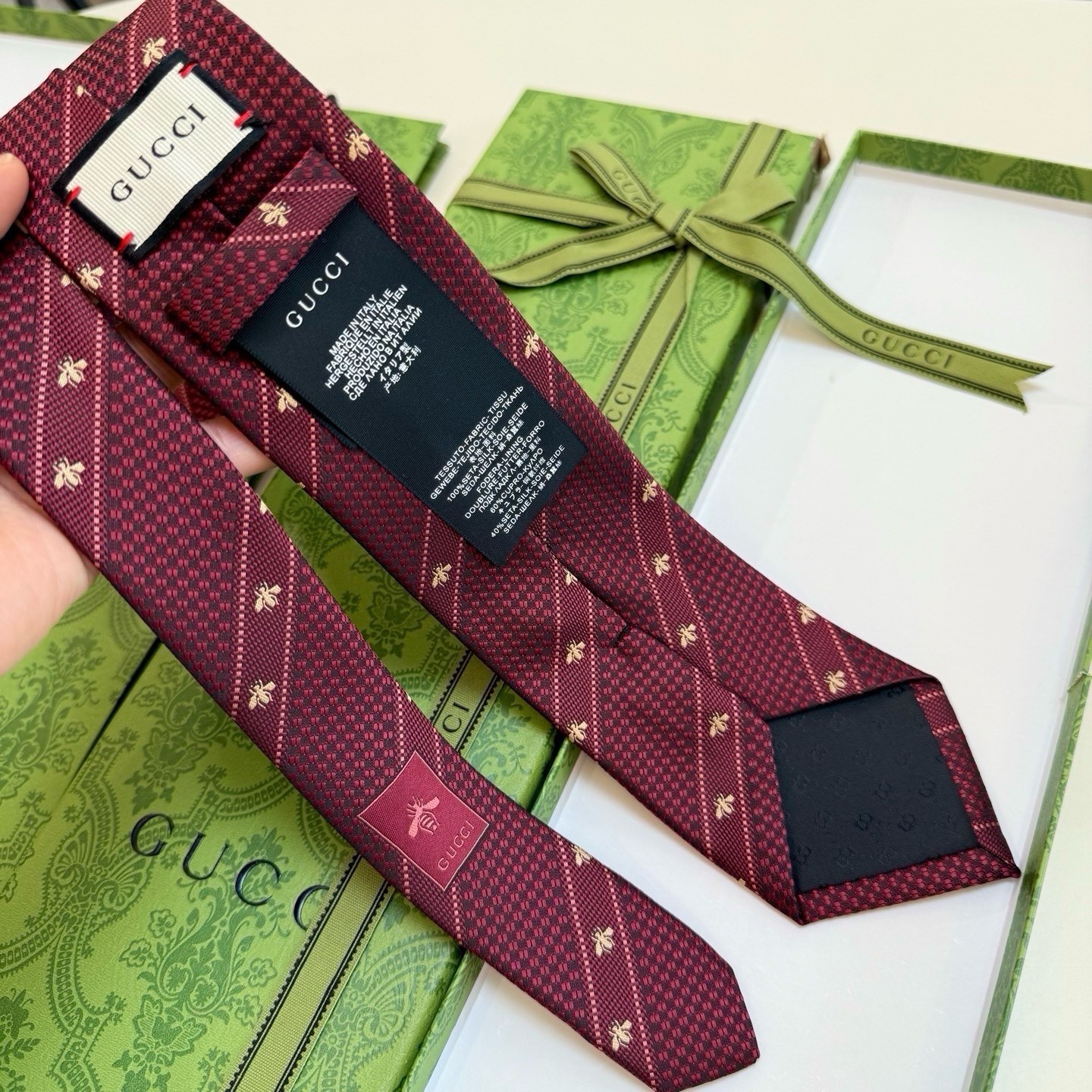 Gucci Burgundy Striped Silk Designer Tie for Men with Logo Theme/Accents