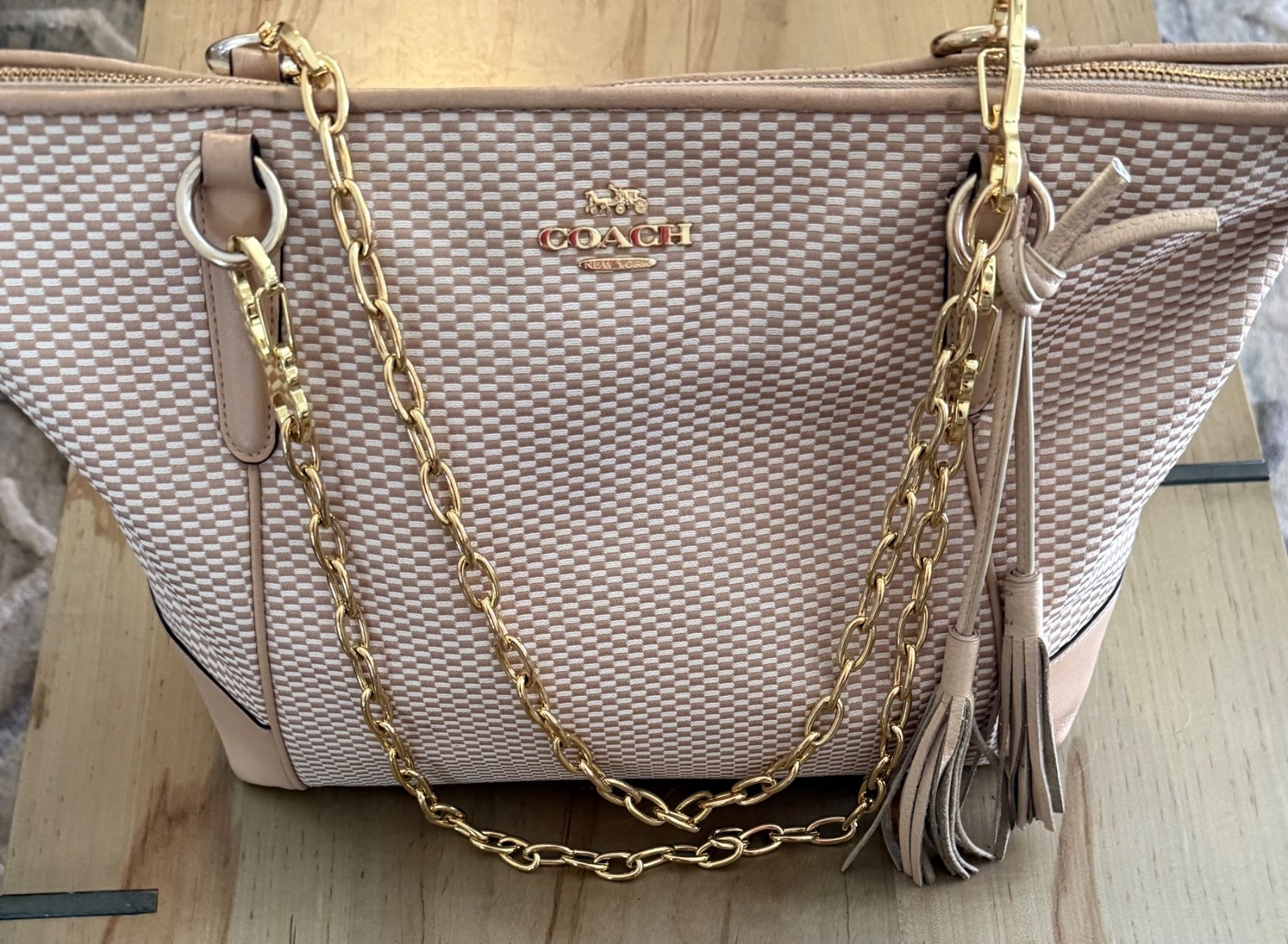 Coach Ava Tan & Cream Vintage Tote Bag Shoulder Bag- Gold Chain Straps