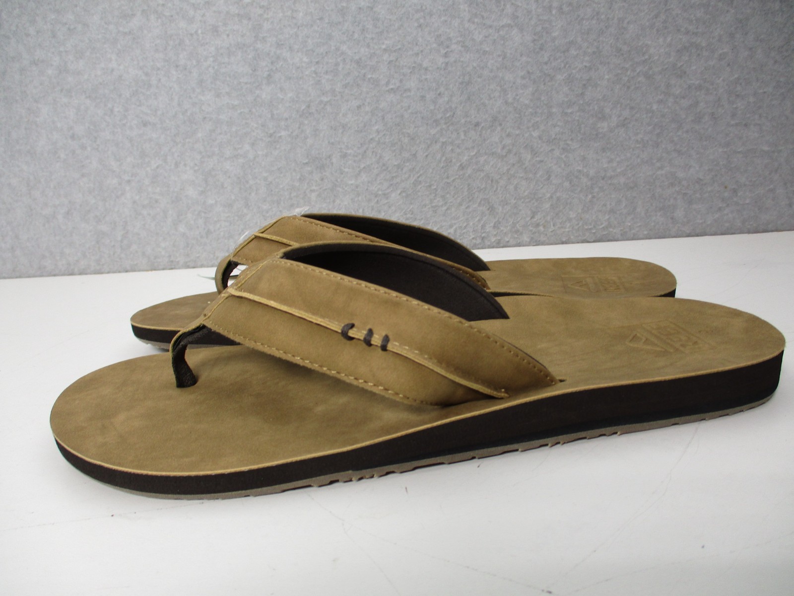Reef Marbea Flip Flop Sandals Mens Sz 9 Bronze Brown (Tan)