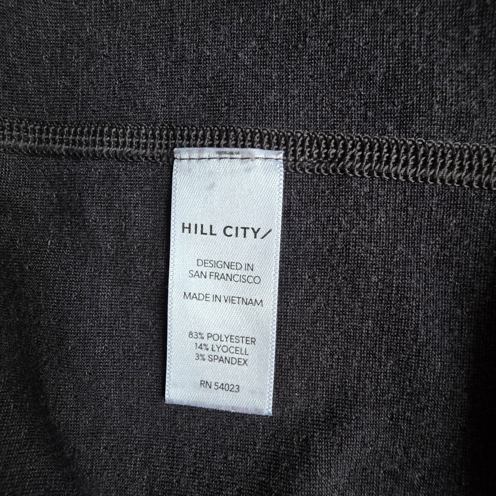 Hill City Long Sleeve Performance Shirt Men M Gray Vented Running Workout Active