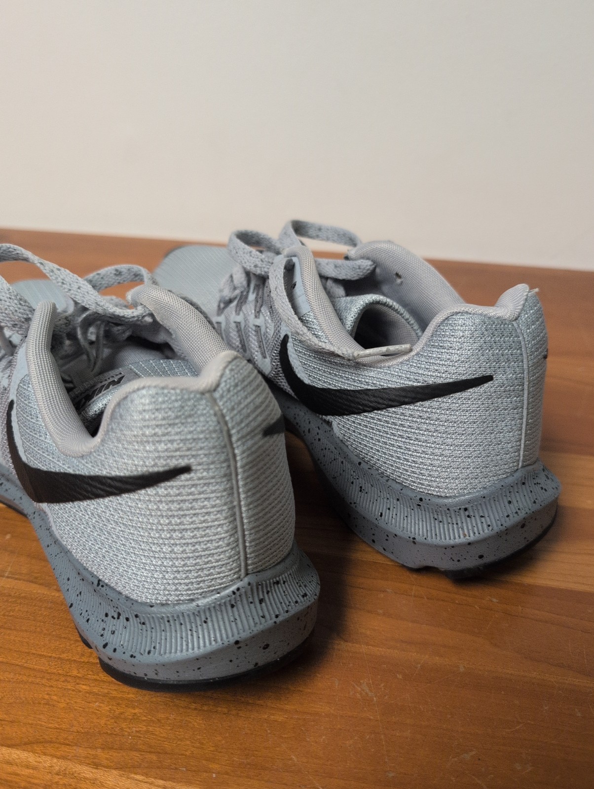 Nike Run Swift SE Athletic Running Shoes Wolf Grey/Black Men 8 Women 9.5