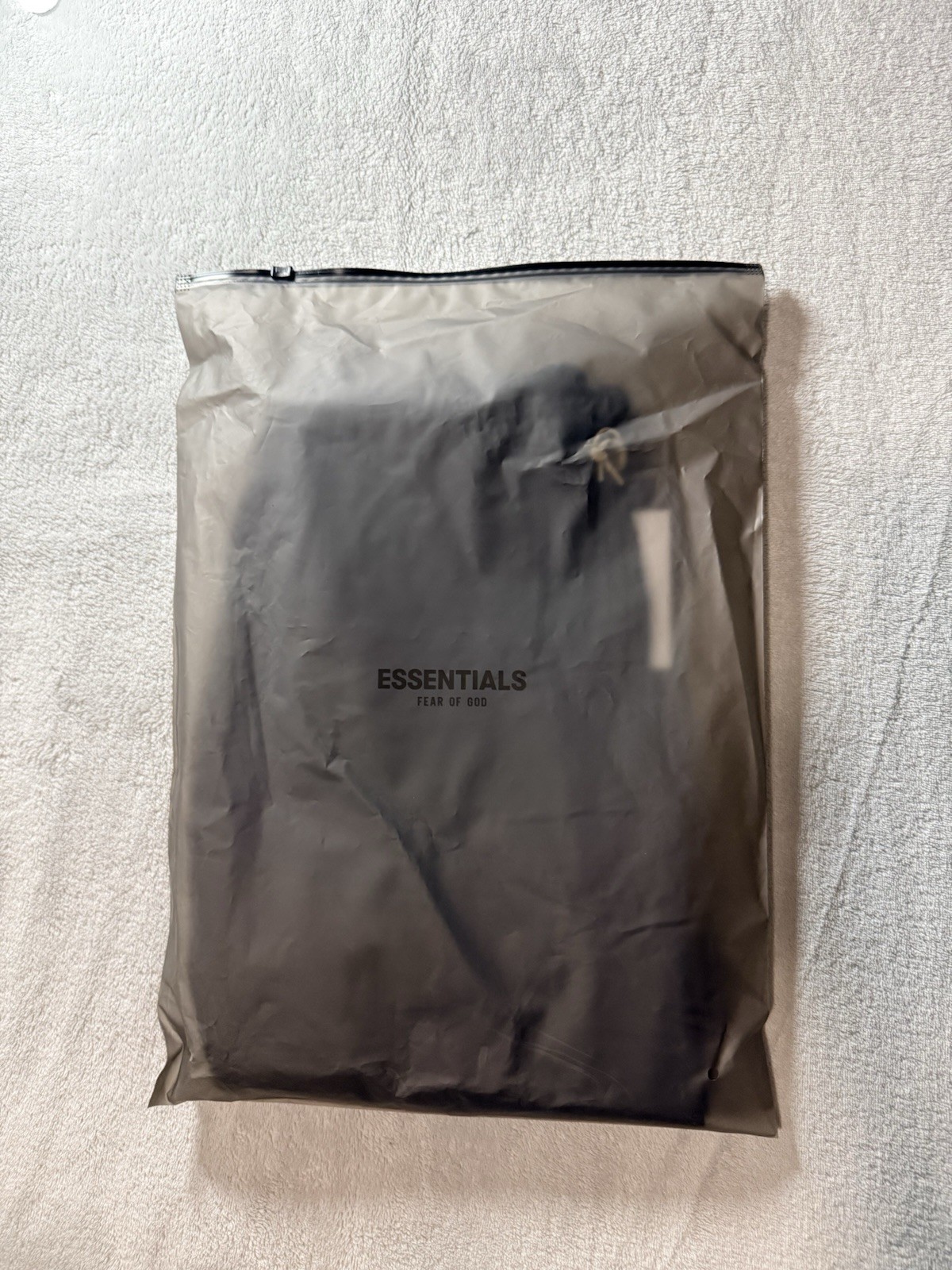 ESSENTIALS Fear of God Men’s Black Fleece Sweat Shorts Drawstring Pockets Logo