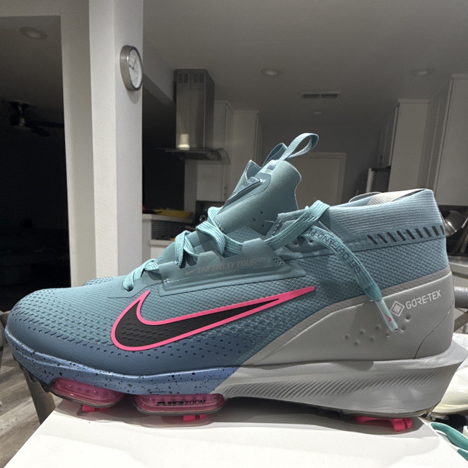 Nike Air Zoom Infinity Tour NEXT% GORE-TEX Waterproof Golf Shoes Blue Pink NWB
