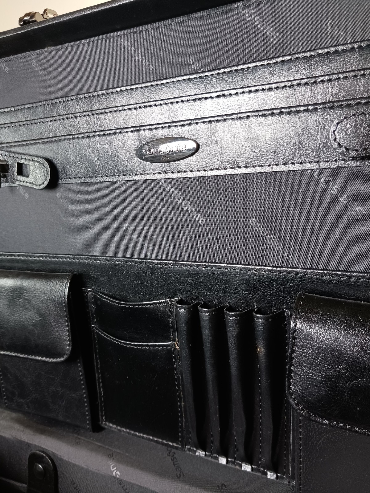 Samsonite Black Attaché Briefcase Combination Lock Organizer Top Handle Men