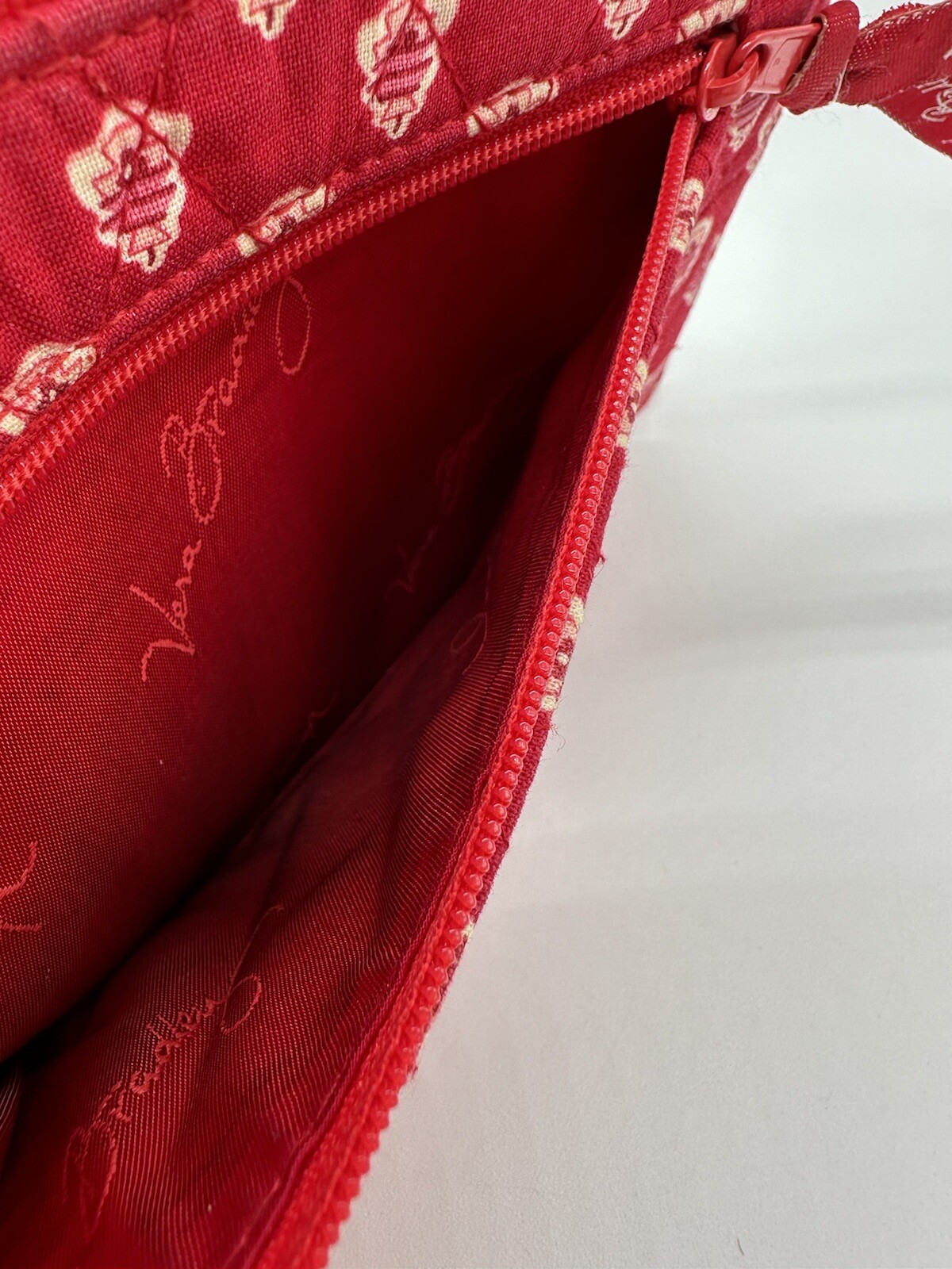 Vera Bradley Front Zip Wristlet Clutch Handbag Red