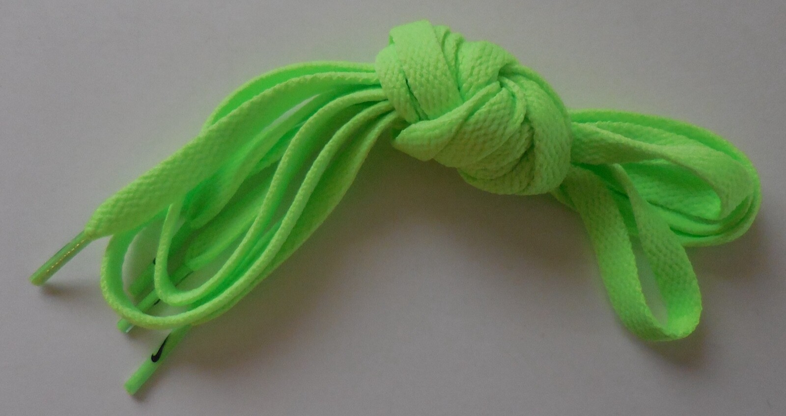 Nike Core Flat Laces 45″ inches Unisex Lime Blast/Black One Pair