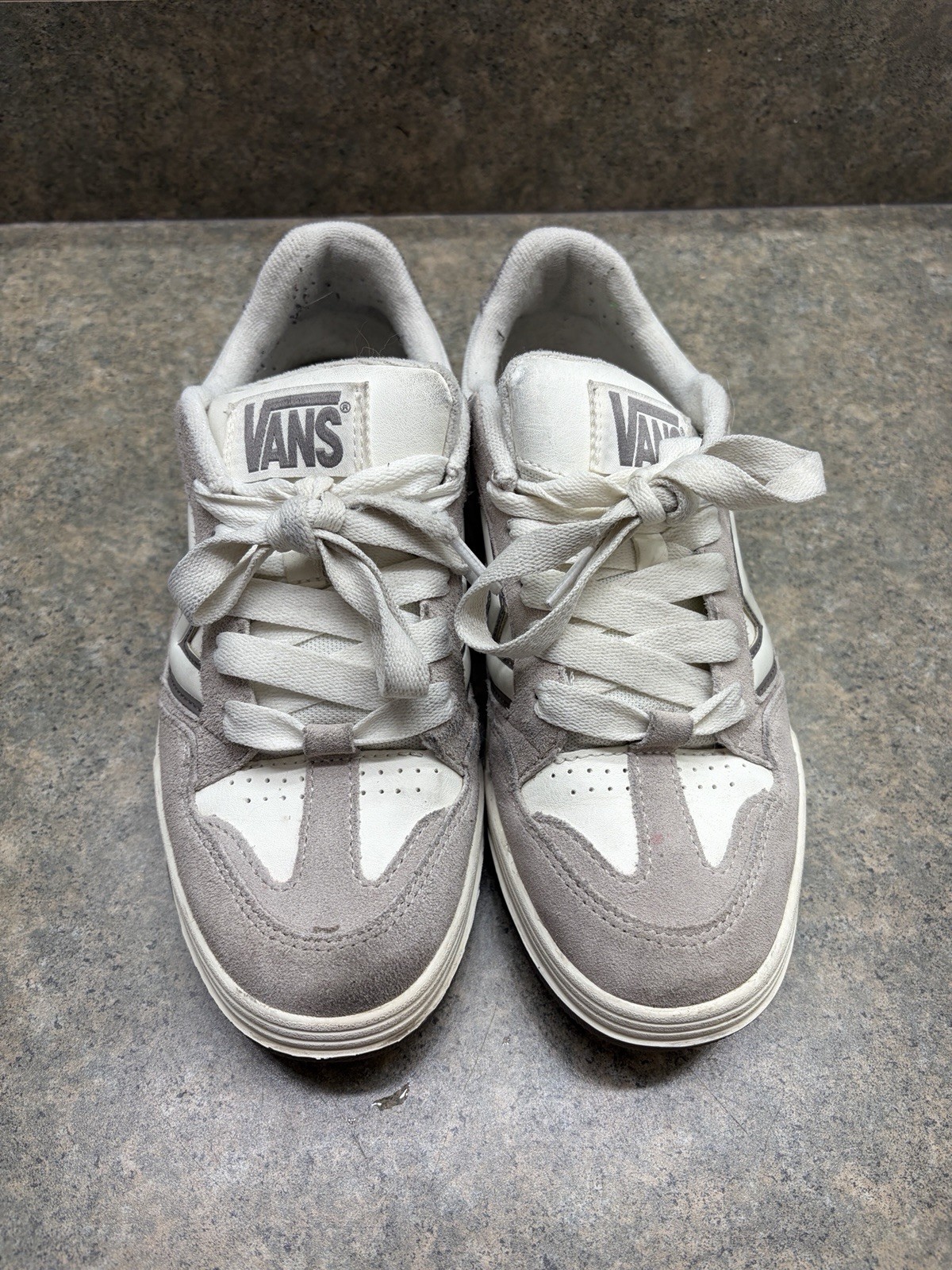 VANS Upland Women’s Size 8 Chunky Y2K Sneakers Lace Up Low Top Shoes