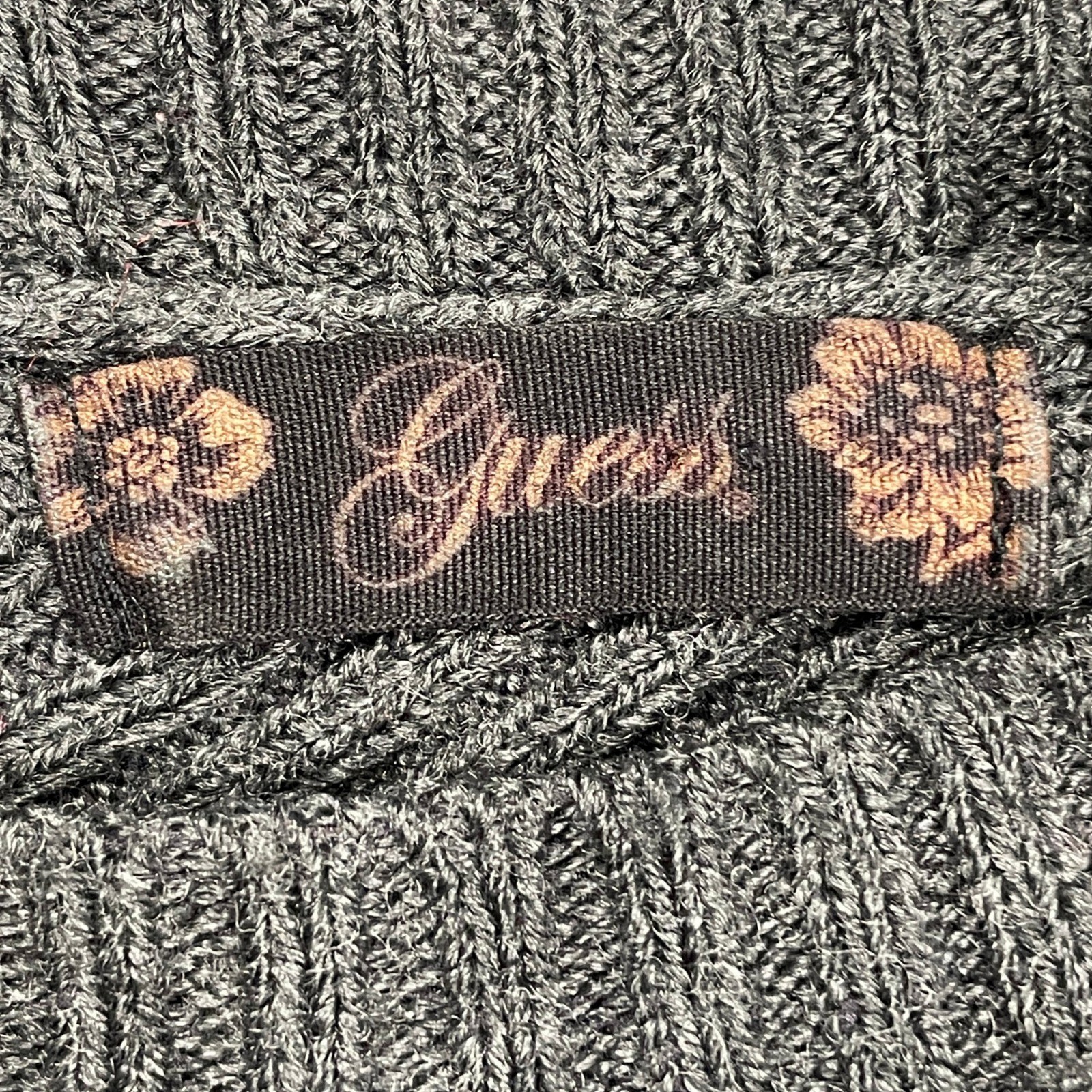 Guess Cold Shoulder Sweater Womens Gray Rhinestone Logo Ribbed Knit V-Neck Large