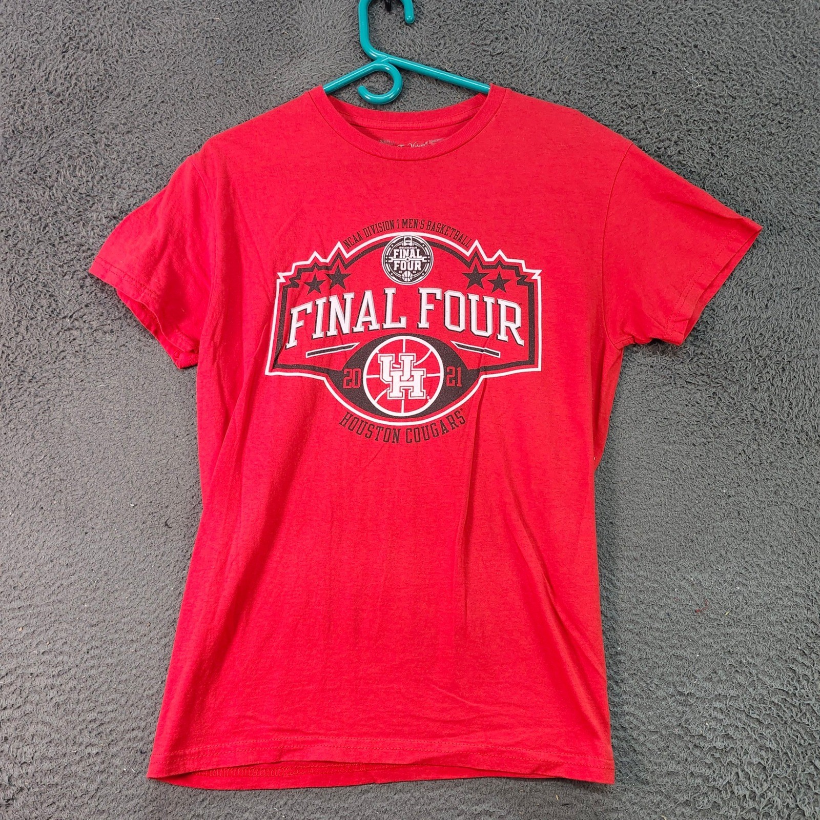 Houston Cougars Final Four NCAA Men’s Basketball Red T Shirt Medium