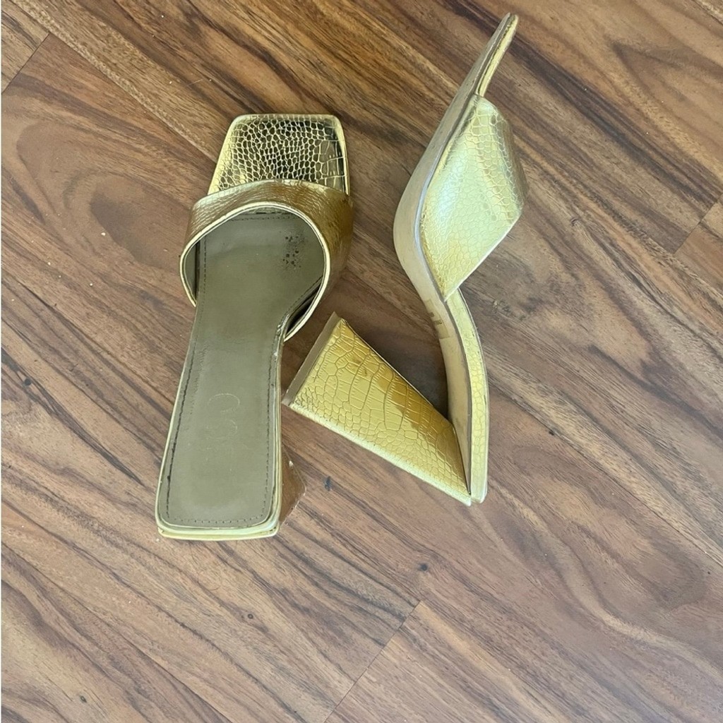 EGO official Metallic Gold Textured Block mule‎ Heels