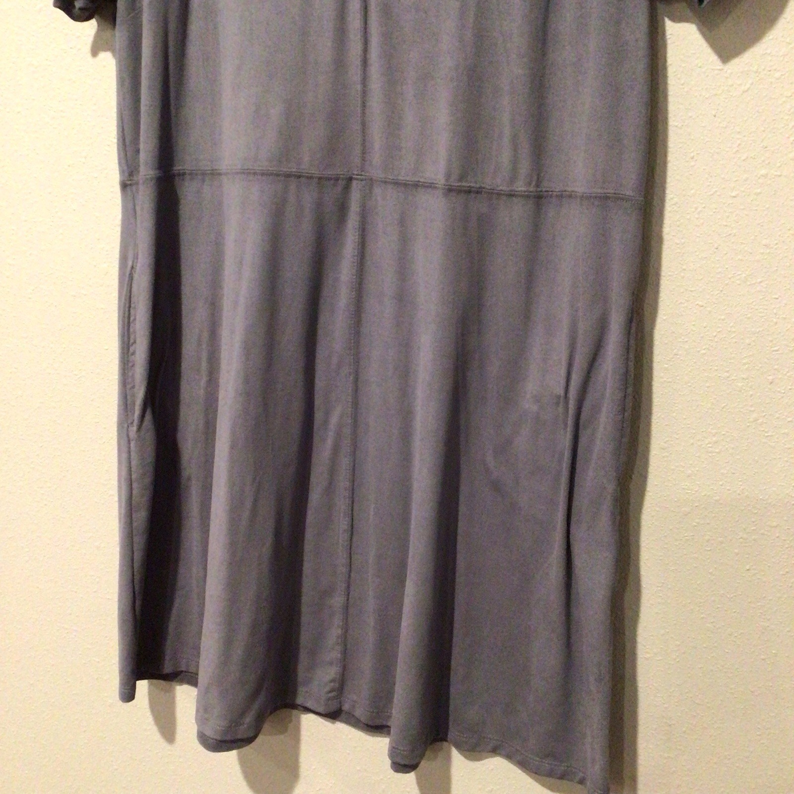 Altar’d State Blue Solid V-Neck Velour T-Shirt Dress Short Sleeve Pockets Knee L