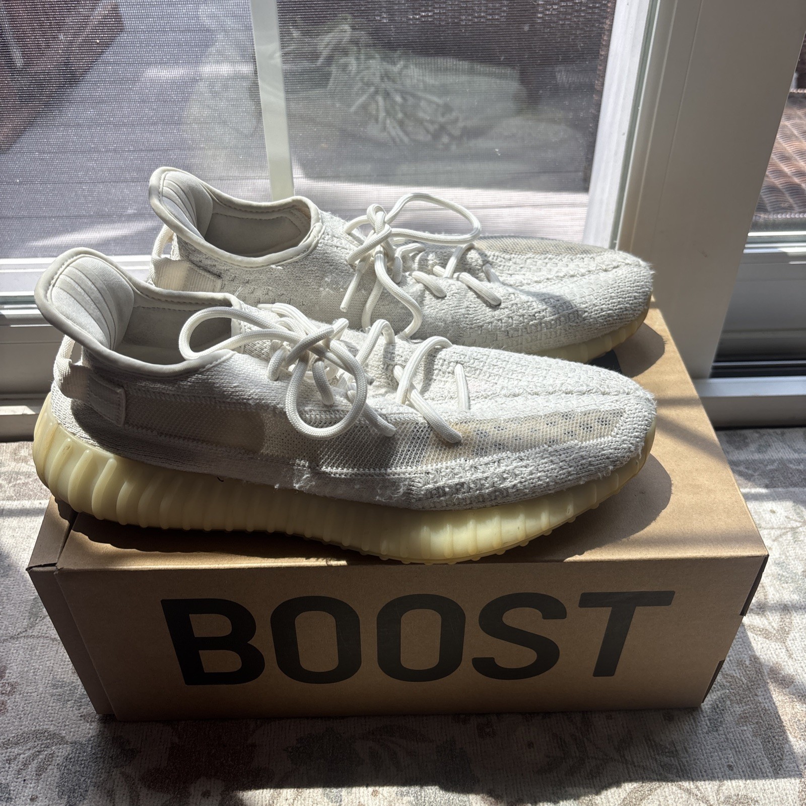 Adidas Yeezy Boost 350 V2 Bone US Men size 11 WITH BOX