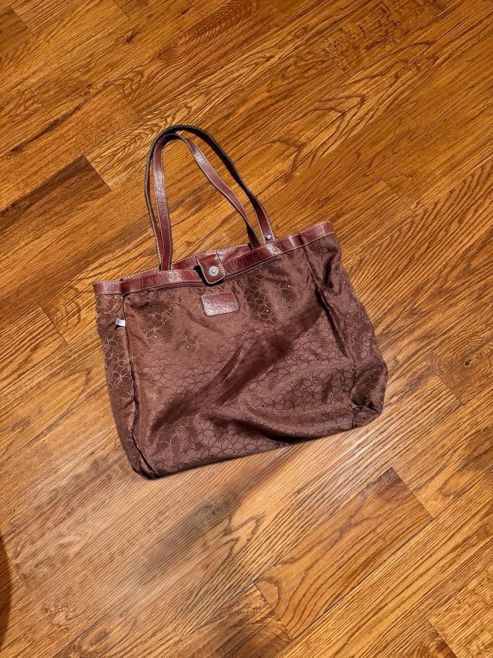 Fossil Women’s Brown Tote Bag Double Handles Snap Closure Buckle, Lined