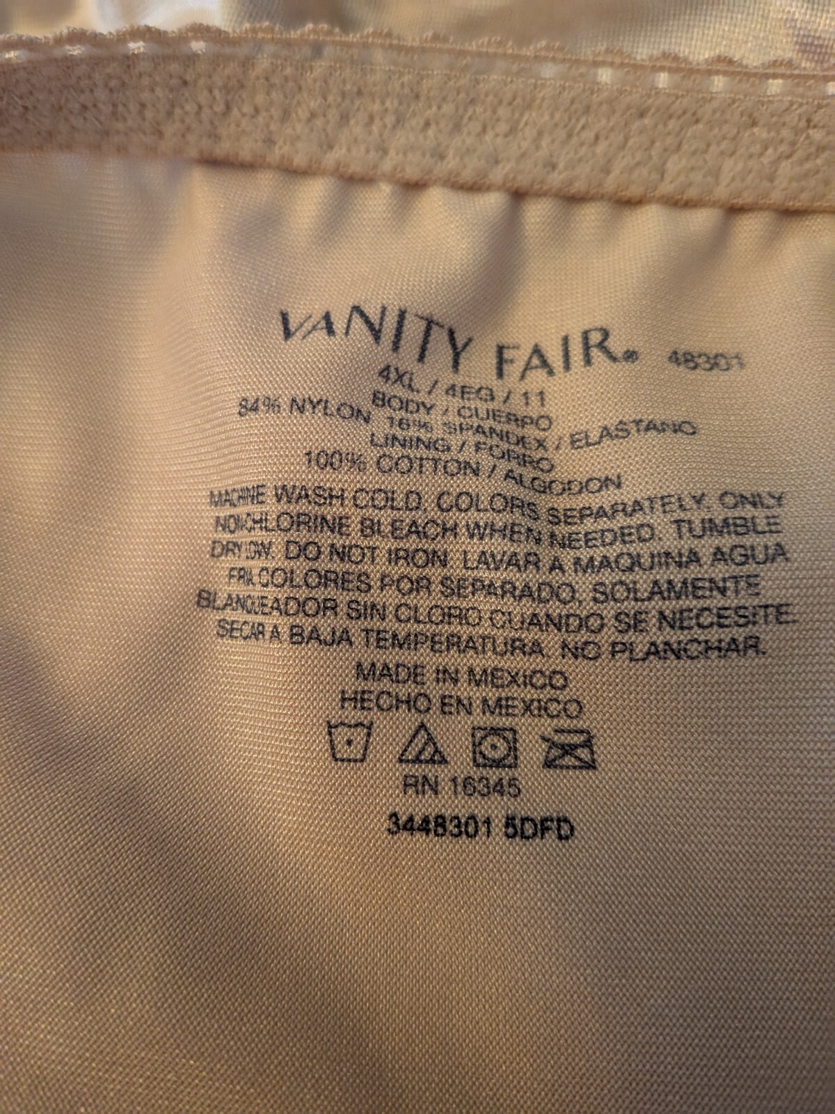 2 NWT Vanity Fair Radiant 48301 Light Control Briefs Soft Pink & Beige 4XL / 11
