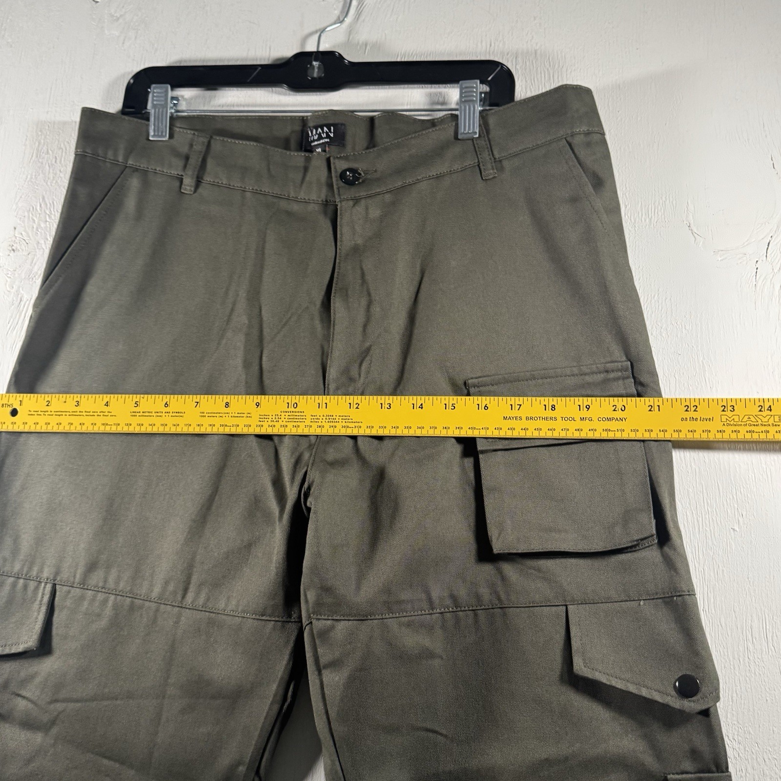 Nova Men Designer Utility Pocket Stacked Graphic Jeans Olive (Size XL Tall)