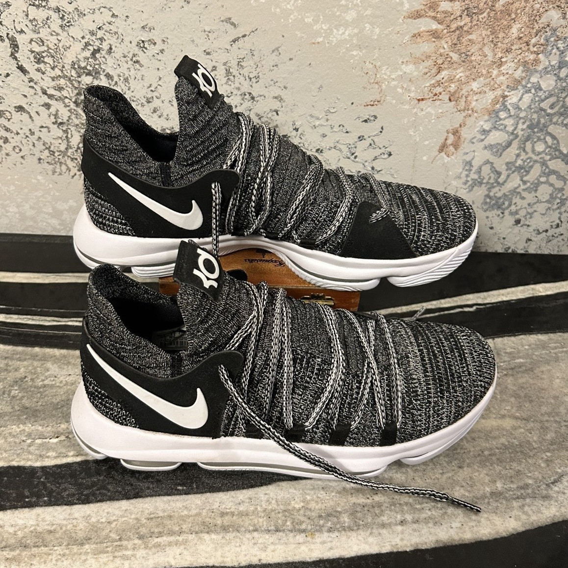 Nike KD10 ‘Oreo’ Sz 9.5 NEW w/o Box 897815-001