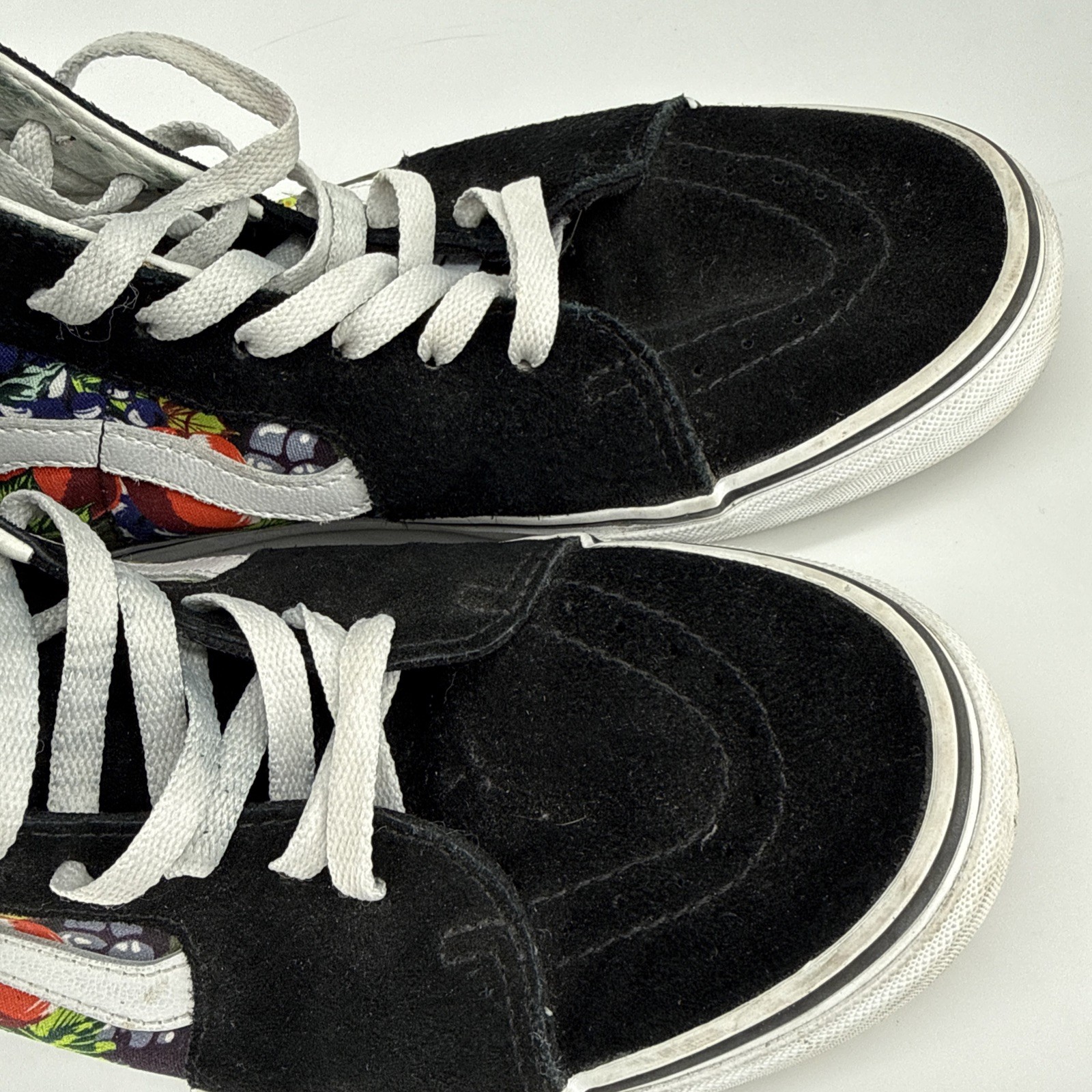 VANS Sk8 Hi Fruit Skull Skeleton Black White Striped Shoe Unisex Sz M 9.5 /W 11