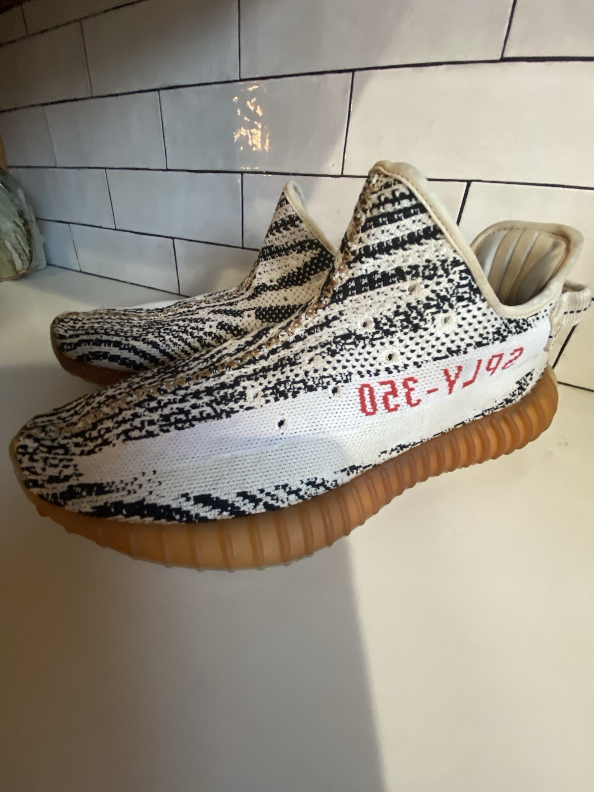 🥰Size 11 adidas Yeezy Boost 350 V2 Zebra Running Shoes🥰