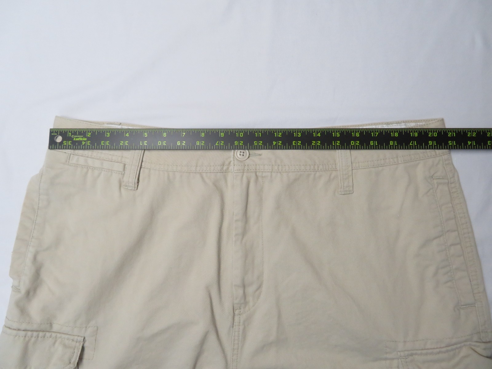 Nautica Jean Co Mens 40 Cargo Shorts Khaki (W 41 I 10.25) Button Pockets Cotton