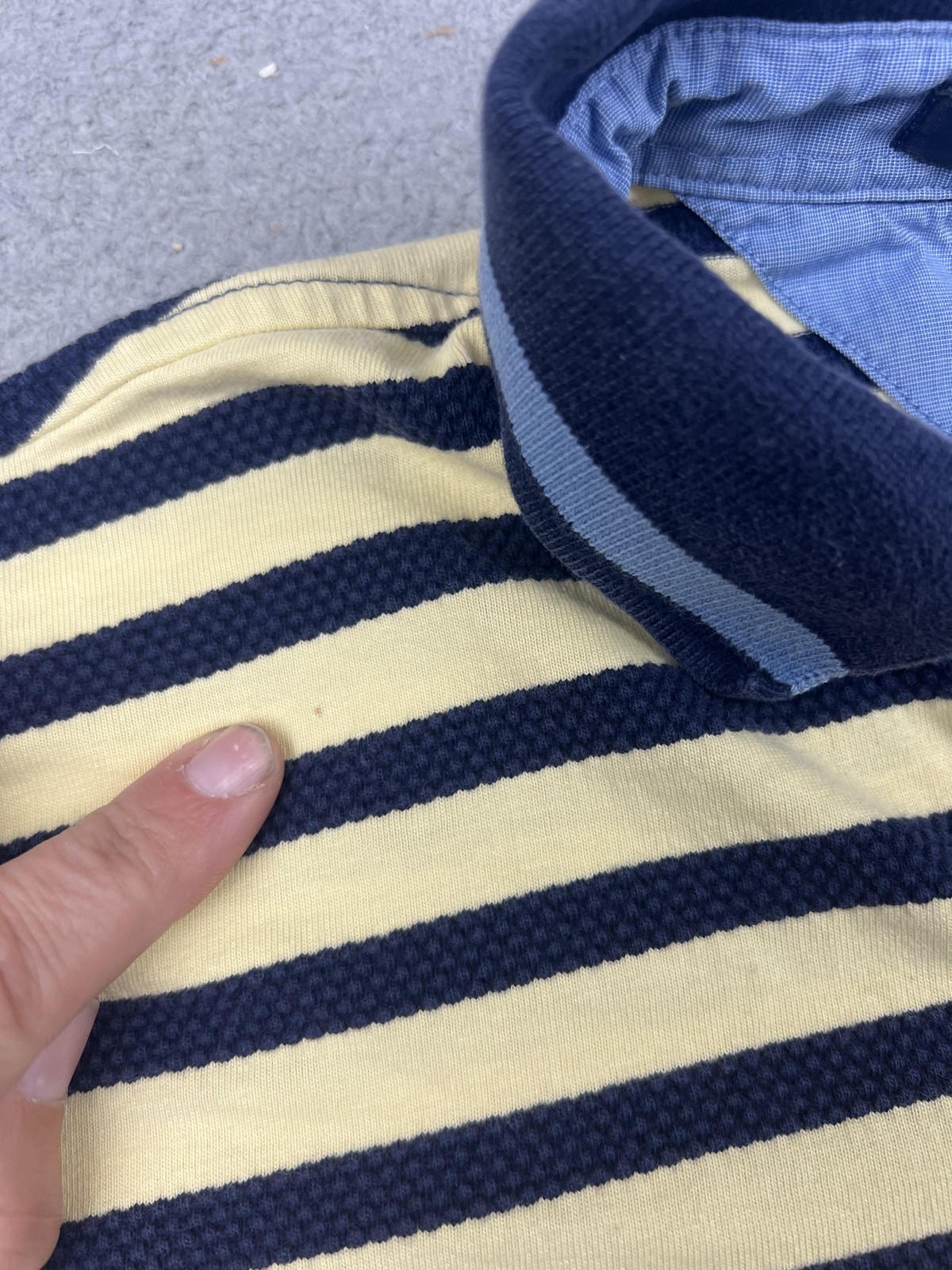 Tommy Hilfiger Polo Shirt Mens Medium Navy Yellow Striped Flag Logo Cotton