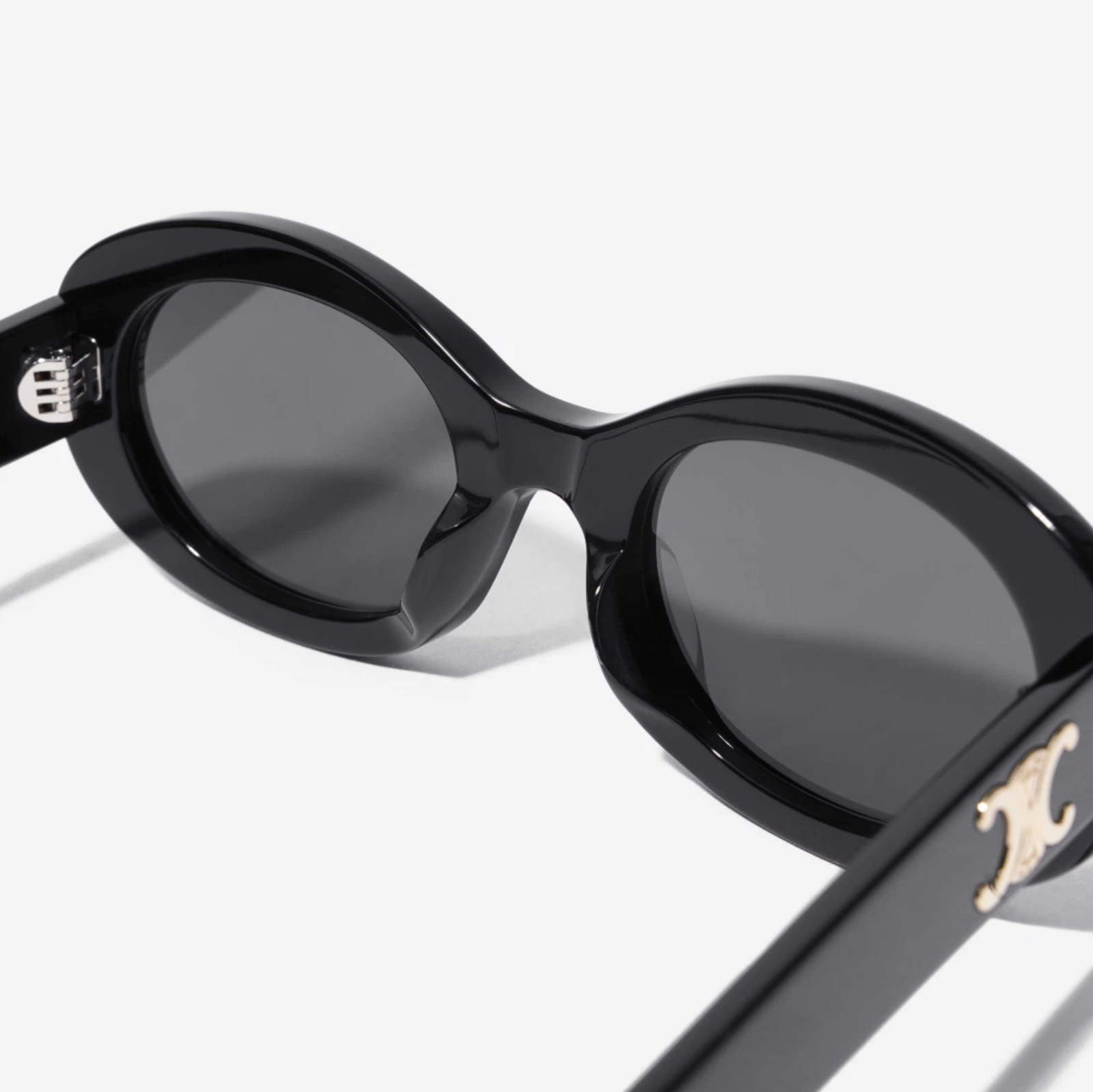(W) Celine Triomphe 01 Sunglasses in Acetate Black / FedEx