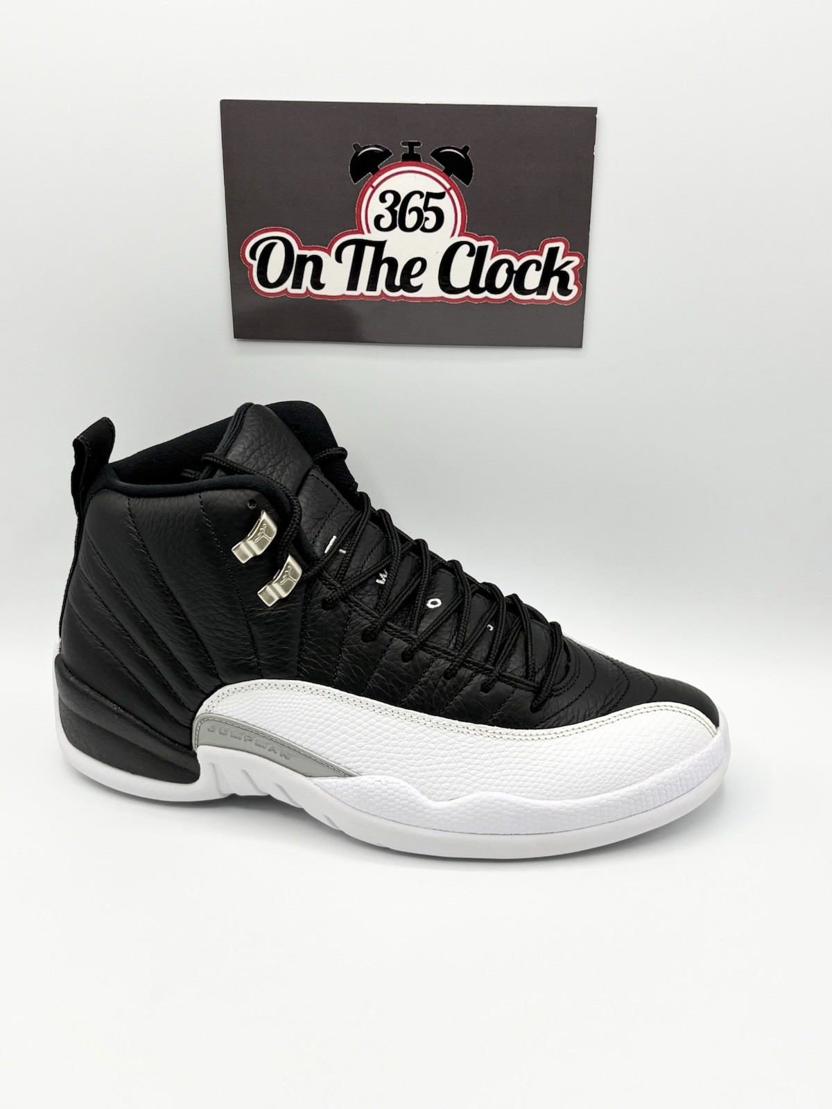 Air Jordan 12 Retro Playoffs 2022 Size 9