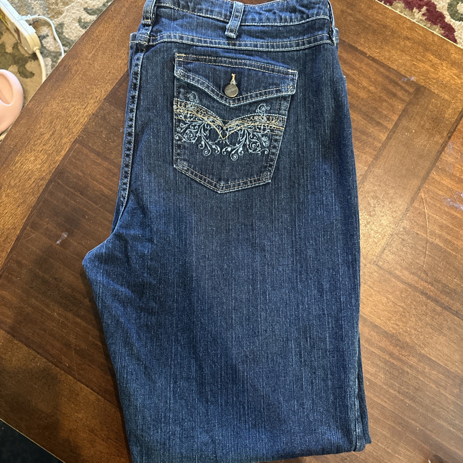 Vintage Y2K Era Woman’s Wrangler Mid Rise Western Jeans Size 18