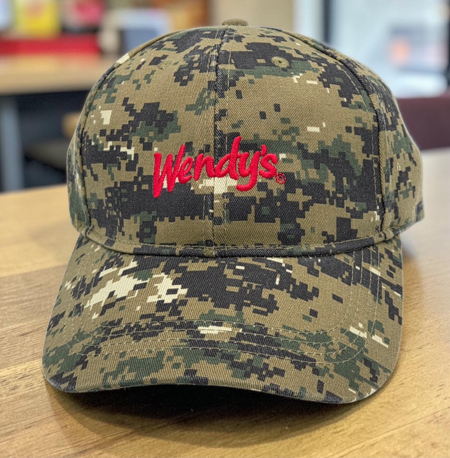 Wendy’s Fast Food Restaurant Digi-Camo Structured Strapback OSFM Hat Cap NEW