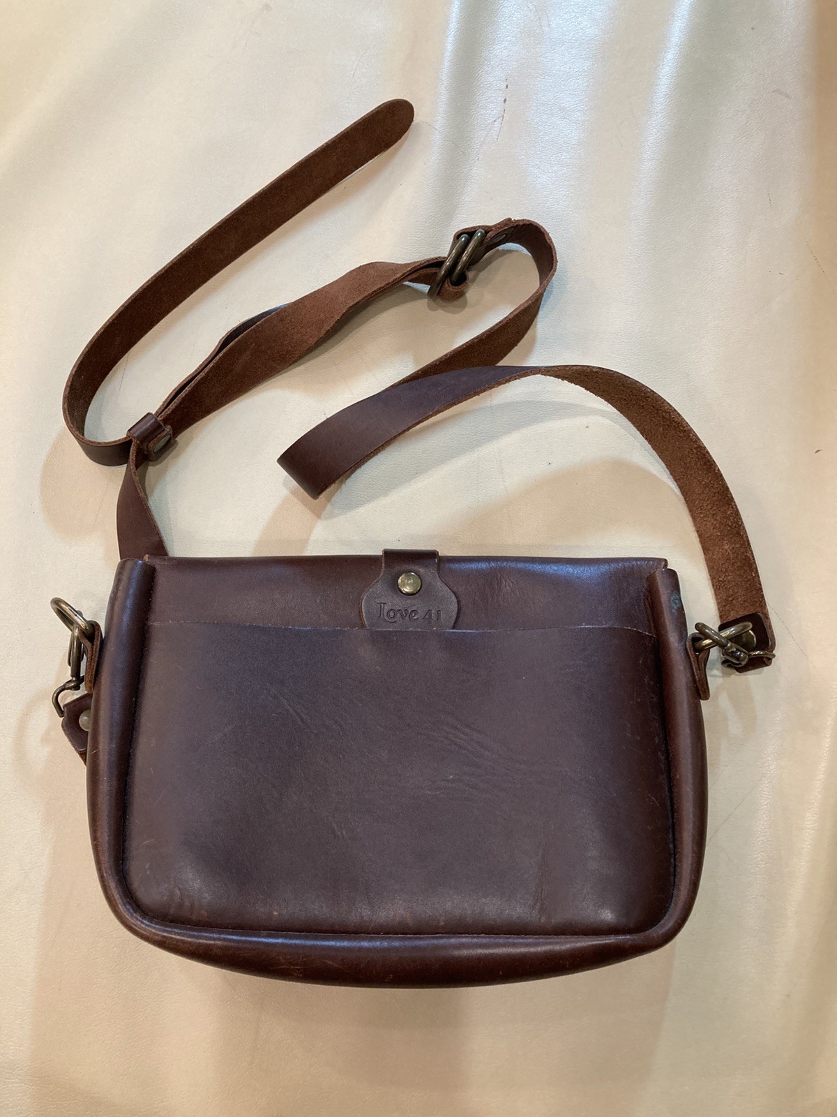 Full Grain SADDLEBACK LEATHER Co. Brown Crossbody Bag Fold Over, Brass Accent