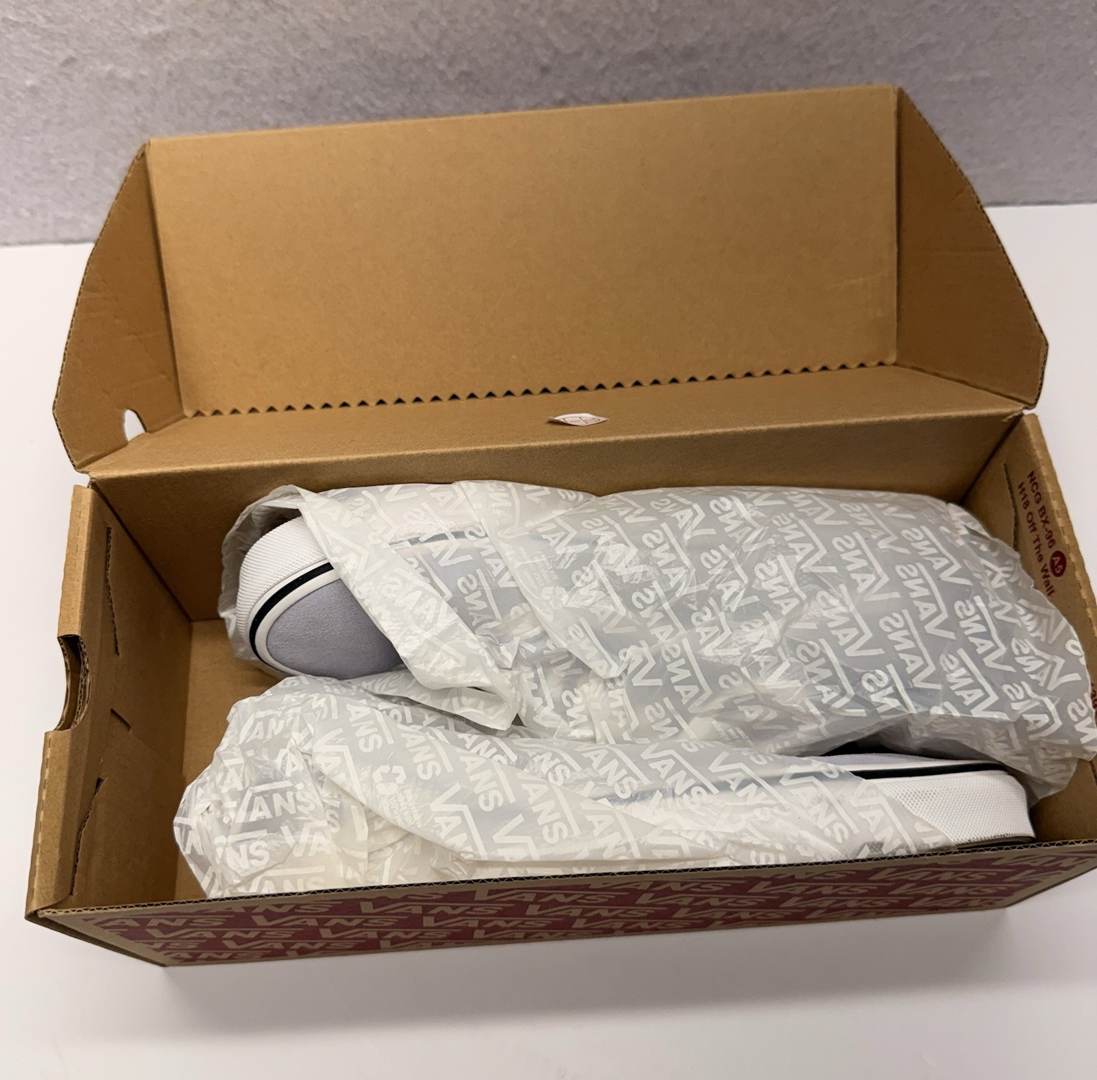 Vans Old Skool Gray Dawn True White Suede Canvas VN0A38G1UKX Men 6.5 / Women 8