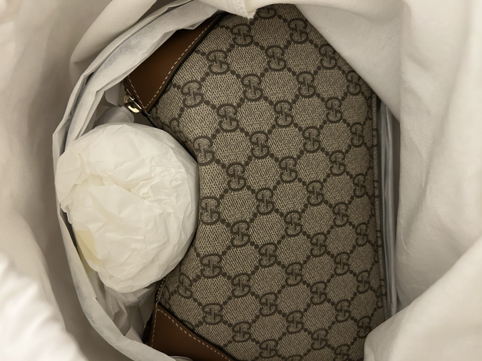 Gucci GG Monogram Shoulder Bag Zip Closure Beige Brown New w/ Box Dust Bag