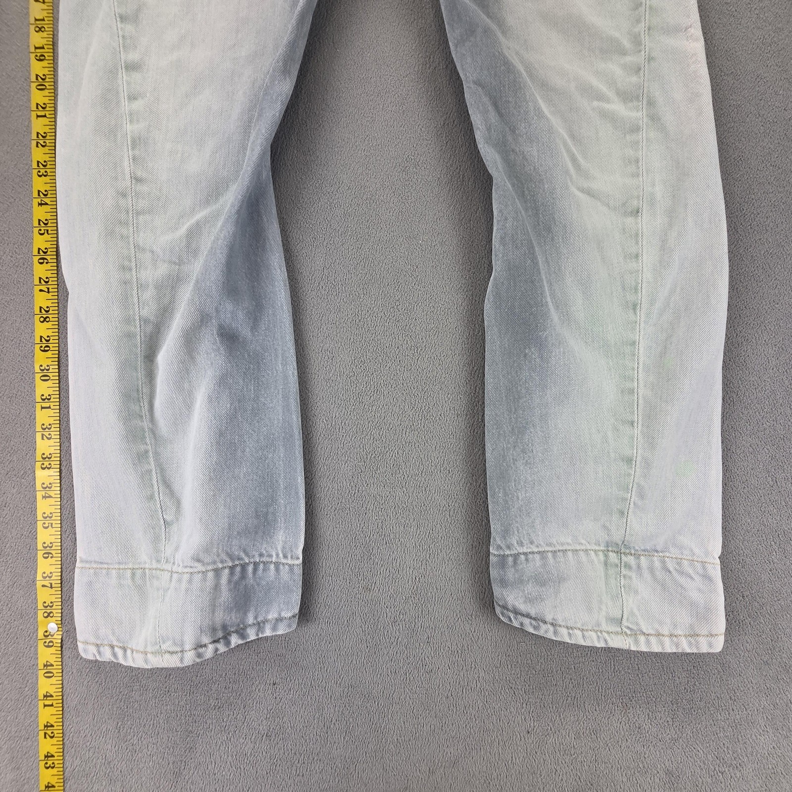 Vintage Levis Engineered Jeans Mens Blue Light Wash Twisted Zip Fly Fits 30×28
