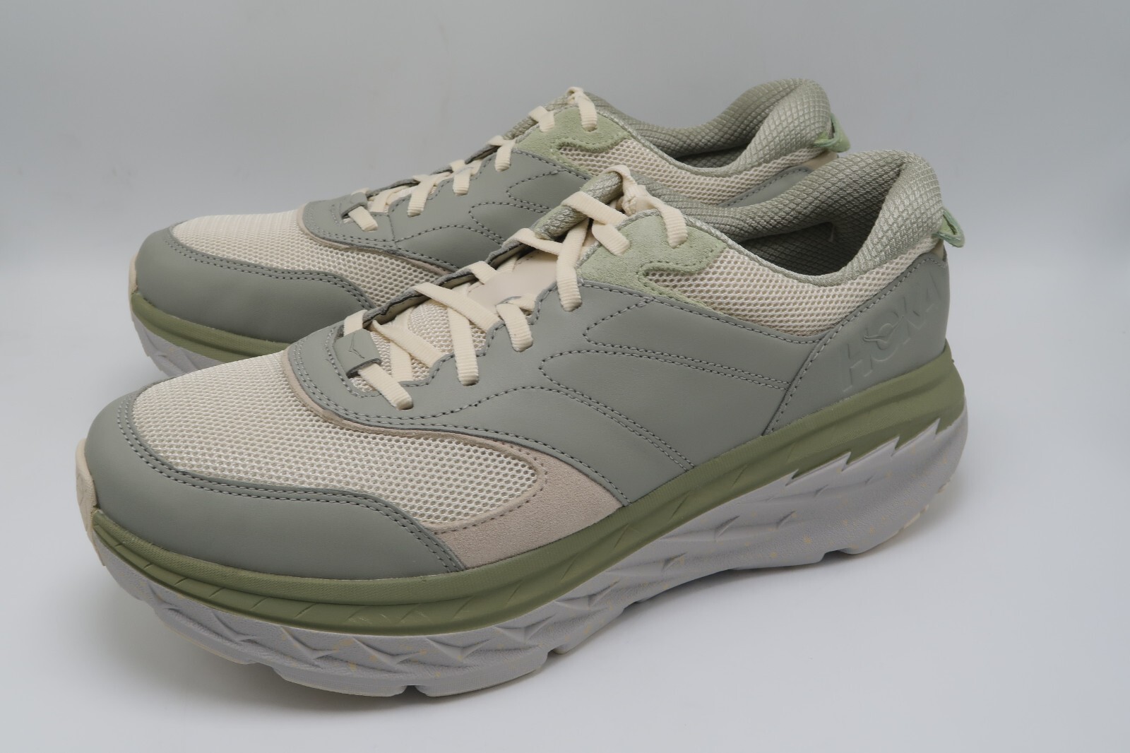 Hoka Bondi L Barley Oat Milk 1110538-BYT size 10.5 new