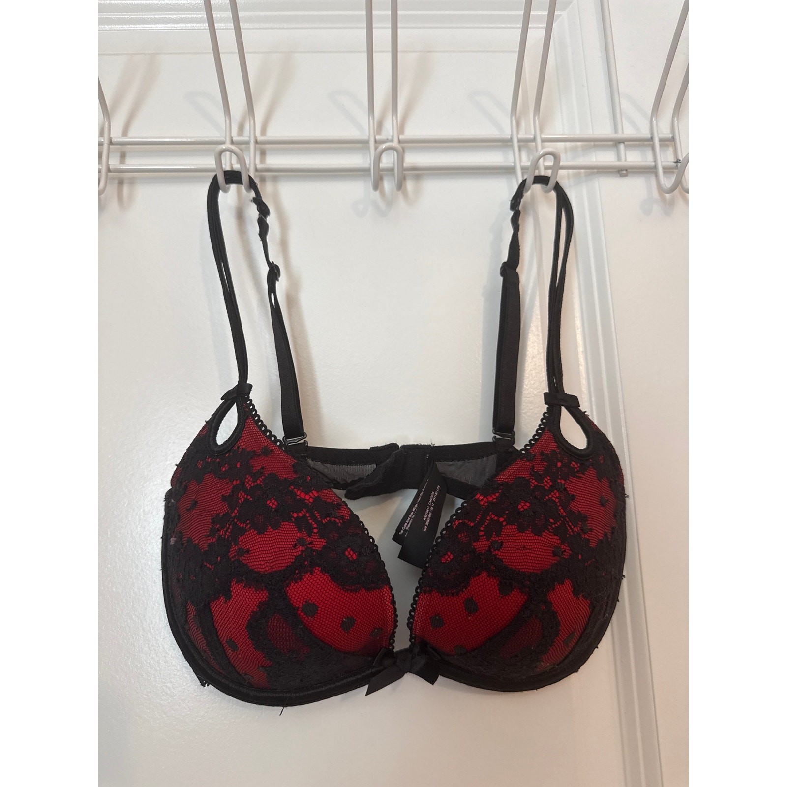 Victoria’s Secret Lacey Red Black Push-Up Bra 32D